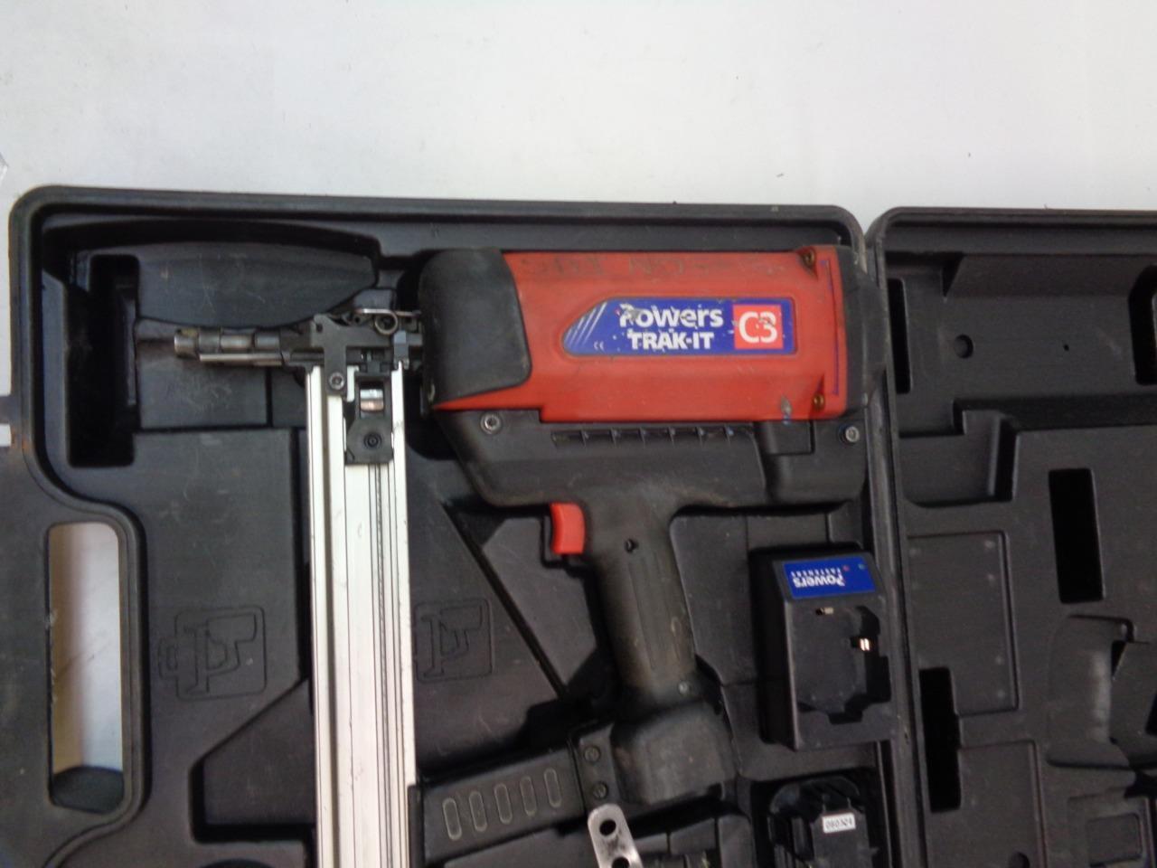 USED RED POWERS TRAK IT GAS NAILER C3 55011  MISSING CHARGING CORD  BSR35
