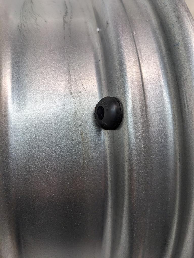 1 WHEEL VINTIQUES 344734044 34 CAMARO RALLYE SILVER SERIES 14X7 4.25BS NEW WR