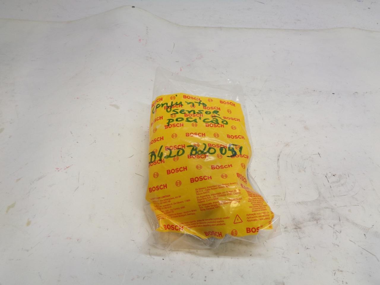 USED NOVOTECHNIK RFC 4801 636 221 201 ROTARY SENSOR WITH MOUNTING HARDWARE R15T3