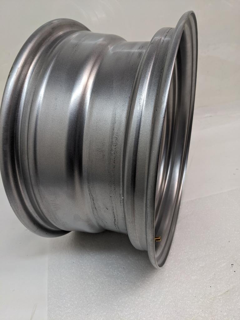 1 WHEEL VINTIQUES 344734044 34 CAMARO RALLYE SILVER SERIES 14X7 4.25BS NEW WR