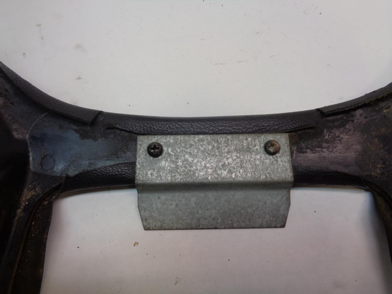 USED GENUINE PORSCHE REAR CONSOLE TRIM FOR PORSCHE 928 R20