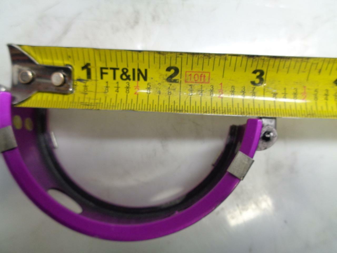 USED SET OF WIGGINS CLAMPS 2-1/2", 1-1/4", 5/8" R11 TB