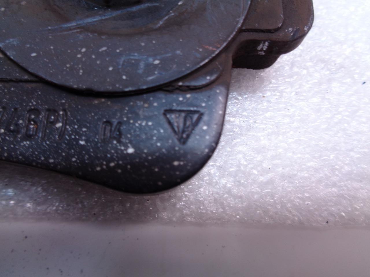 USED GENUINE PORSCHE BRAKE PADS FULL SET FOR PORSCHE 911 996 351 940 12 R24T2