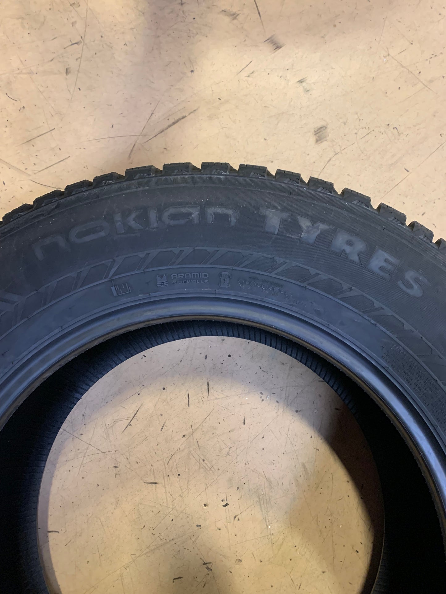 NOKIAN HAKKAPELIITTA 10 SUV STUDDED BSW P  255 65 17 114T XL WINTER TIRE TS32480