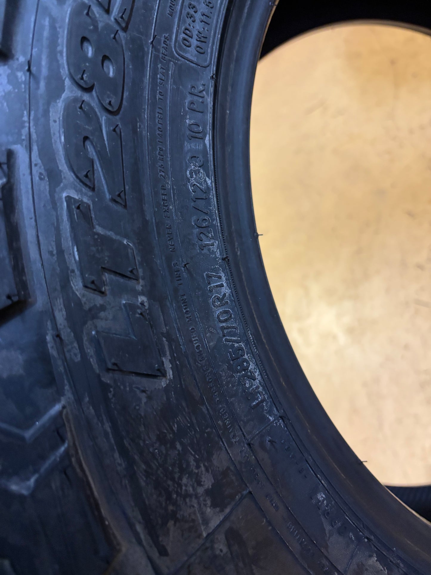 TOYO OPEN COUNTRY R/T TRAIL LT 285 70 17 126/123Q LRE 10 PLY RUGGED TERRAIN TIRE 354080