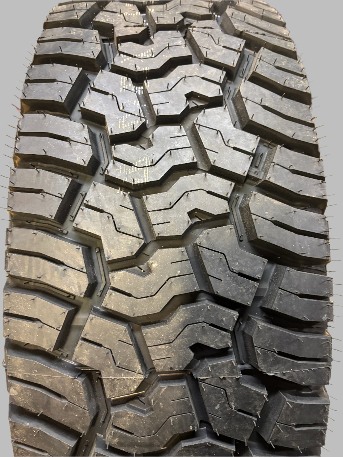 YOKOHAMA GEOLANDAR X-AT BSW LT 295 70 18 129/126Q LRE 10 PLY ALL TERRAIN TIRE 110116015