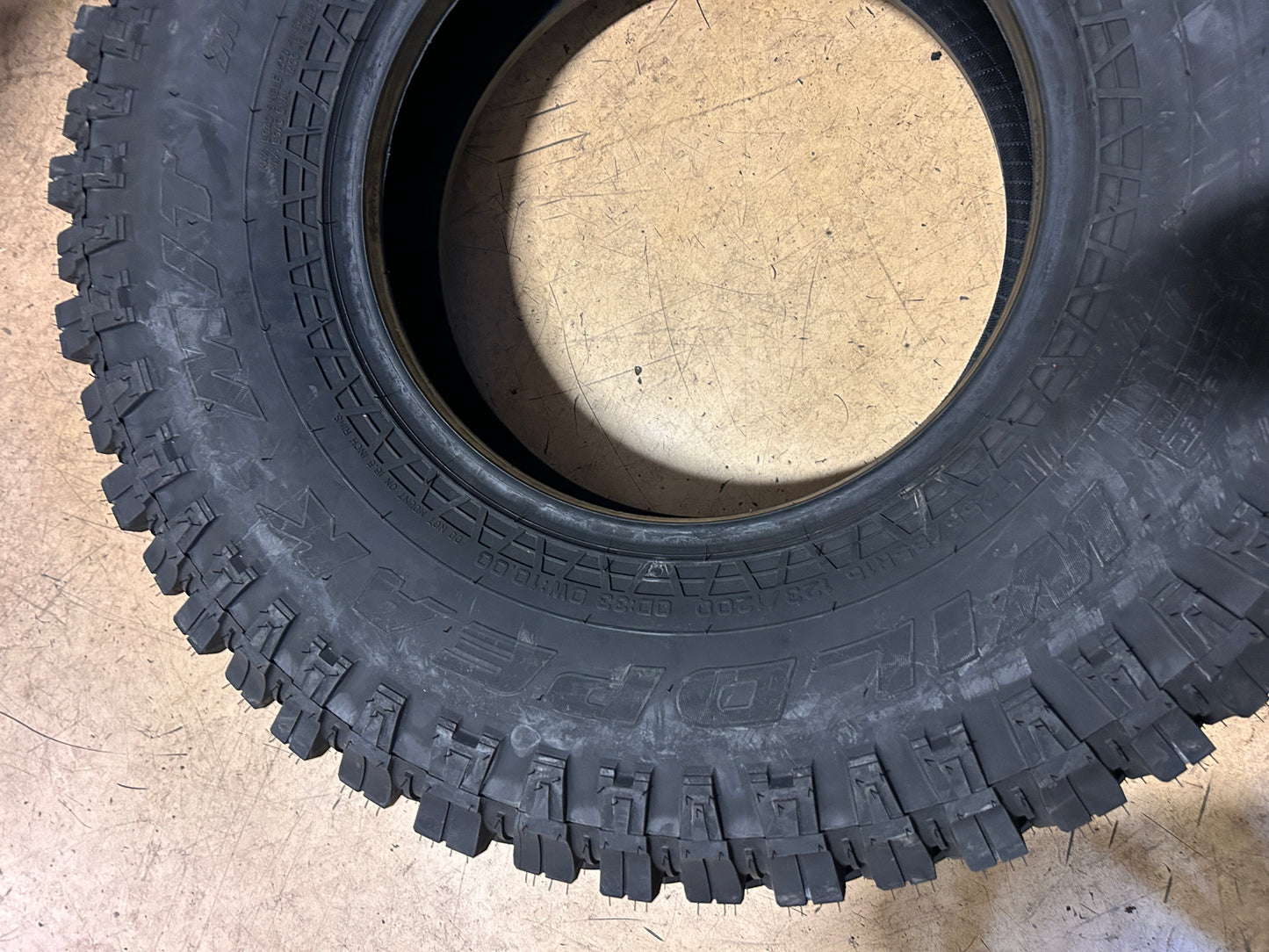 FALKEN WILDPEAK M/T M/T01 BSW LT 255 85 16 123/120Q 10PLY MUD TIRE 28516036