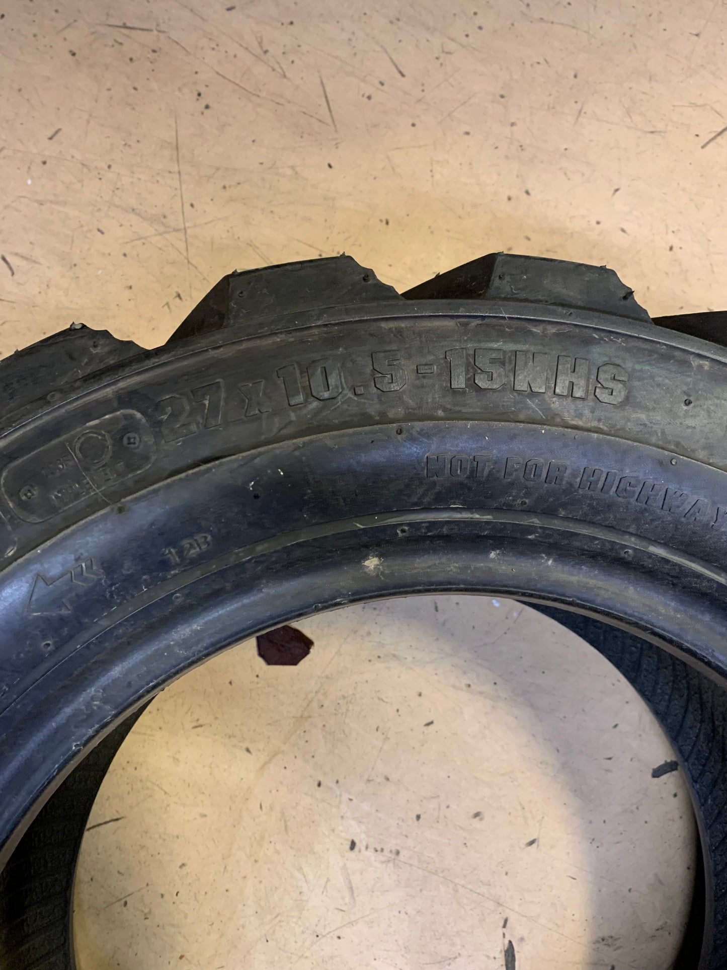 POWER KING RIM GUARD HD PLUS BSW 27 10.5 15 103B 8 PLY INDUSTRIAL TIRE RGD16