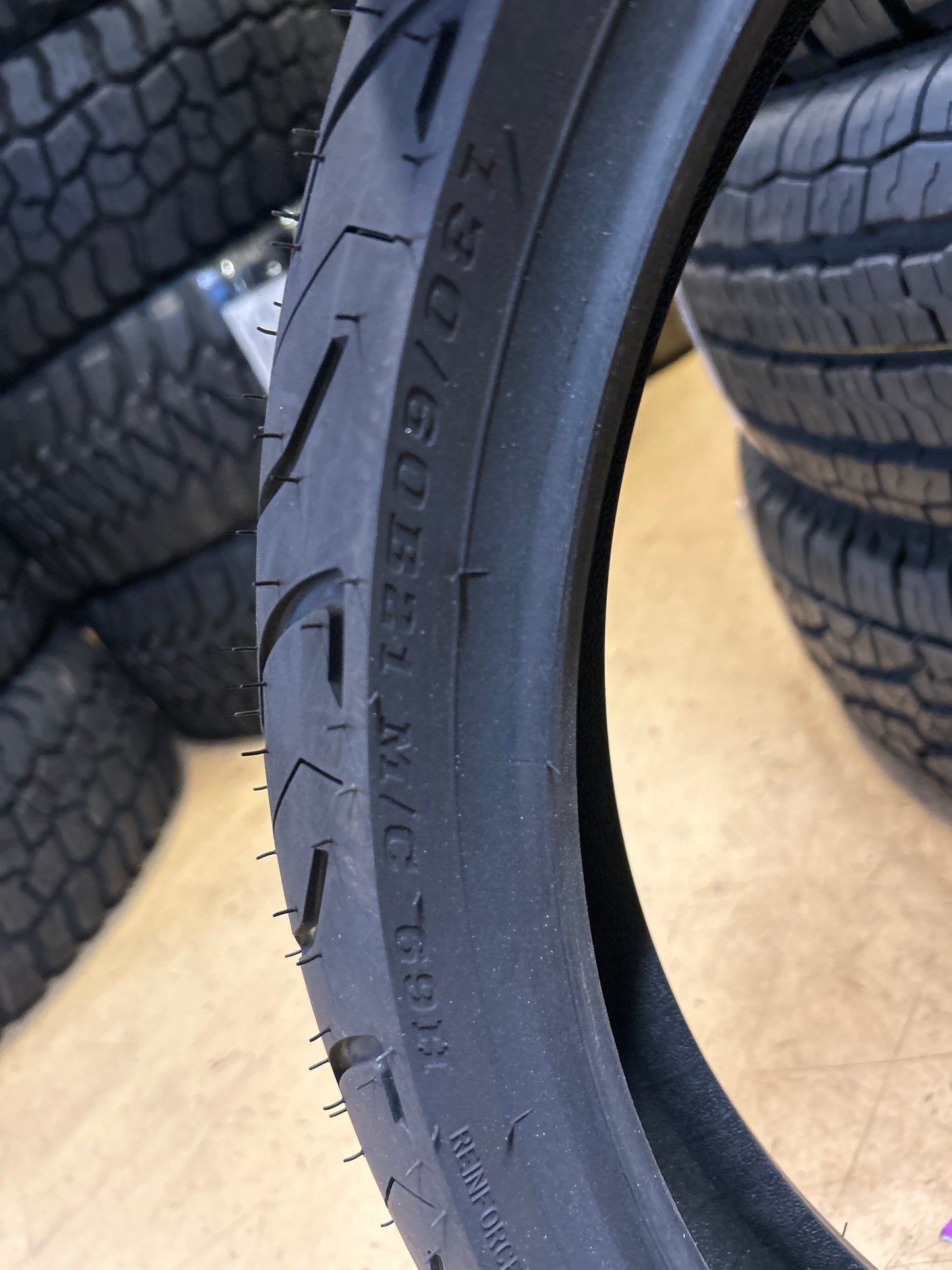 DUNLOP AE2 BSW 130 60 21 69H FRONT MOTORCYCLE TIRE 45252451