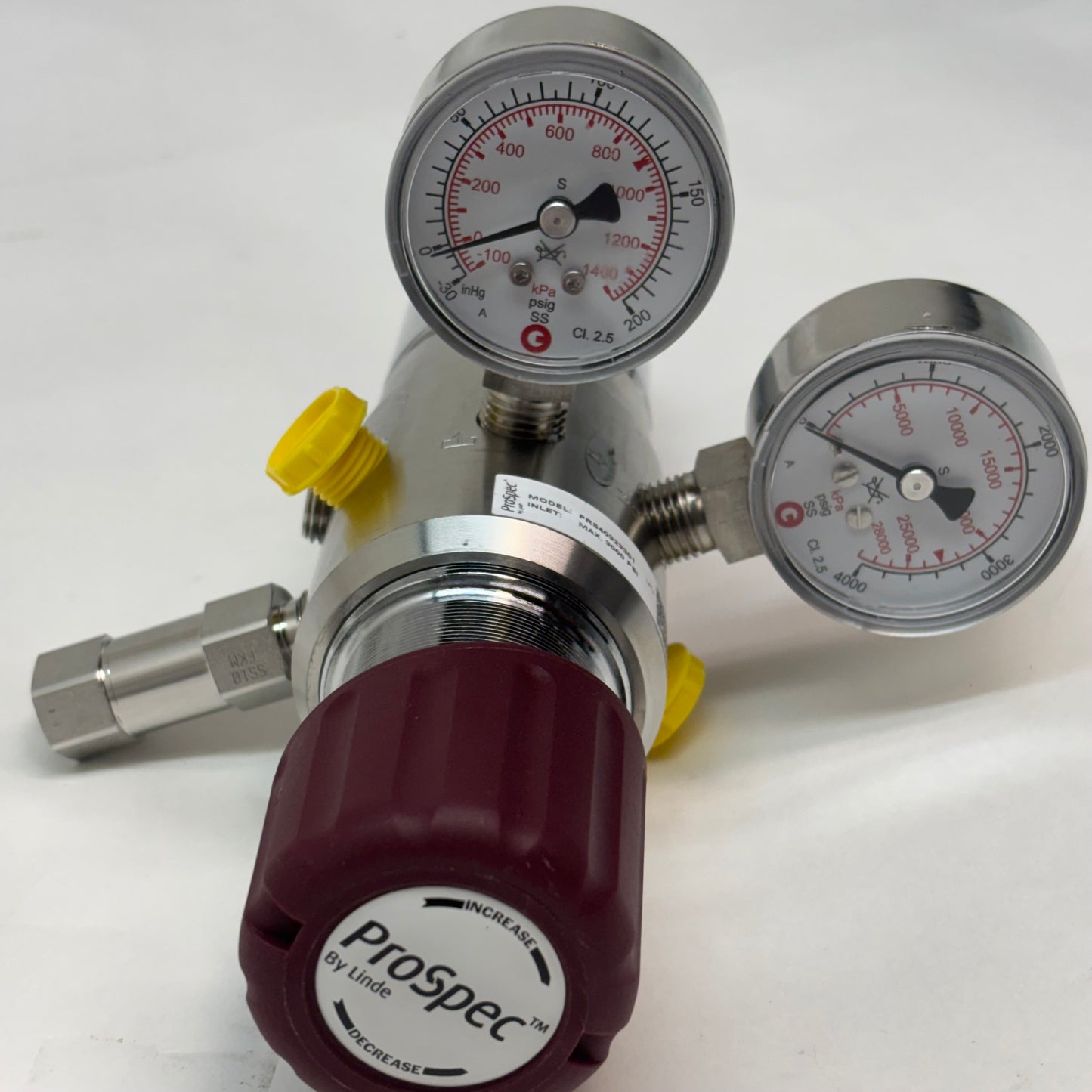 PROSPEC BY LINDE GAS REGULATOR MAX 300PSI MODEL PRS40323301 SERIAL:11091339