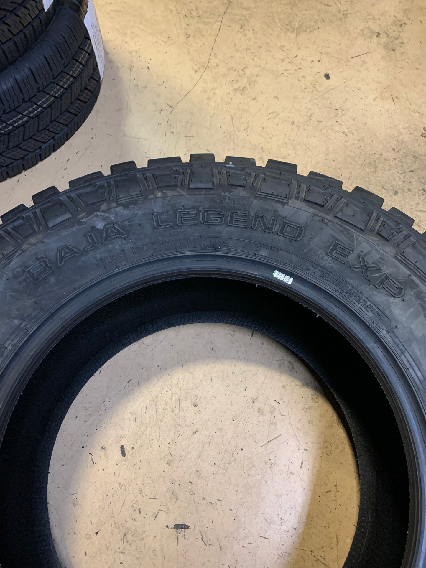 MICKEY THOMPSON BAJA LEGEND EXP BSW LT 37 13.5 20 127Q LRE ALL TERRAIN TIRE 331084002