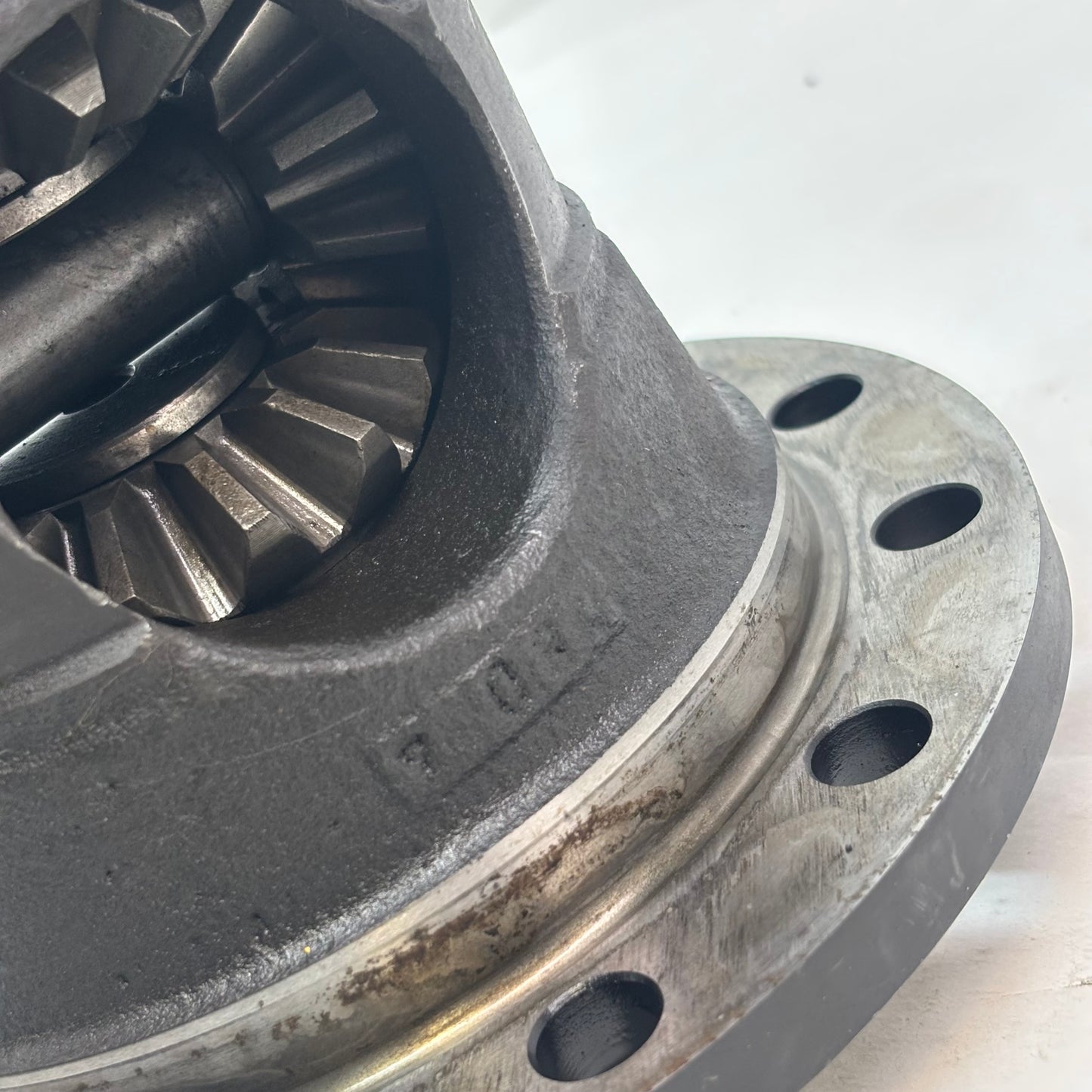 78-82 PORSCHE 928S REAR DIFFERENTIAL AUTOMATIC NON LSD 9283322110R B
