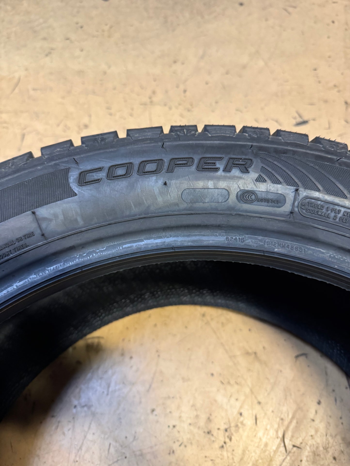 2 NOS COOPER DISCOVERER TRUE NORTH BSW P 245 45 18 100H XL WINTER TIRE 166193004