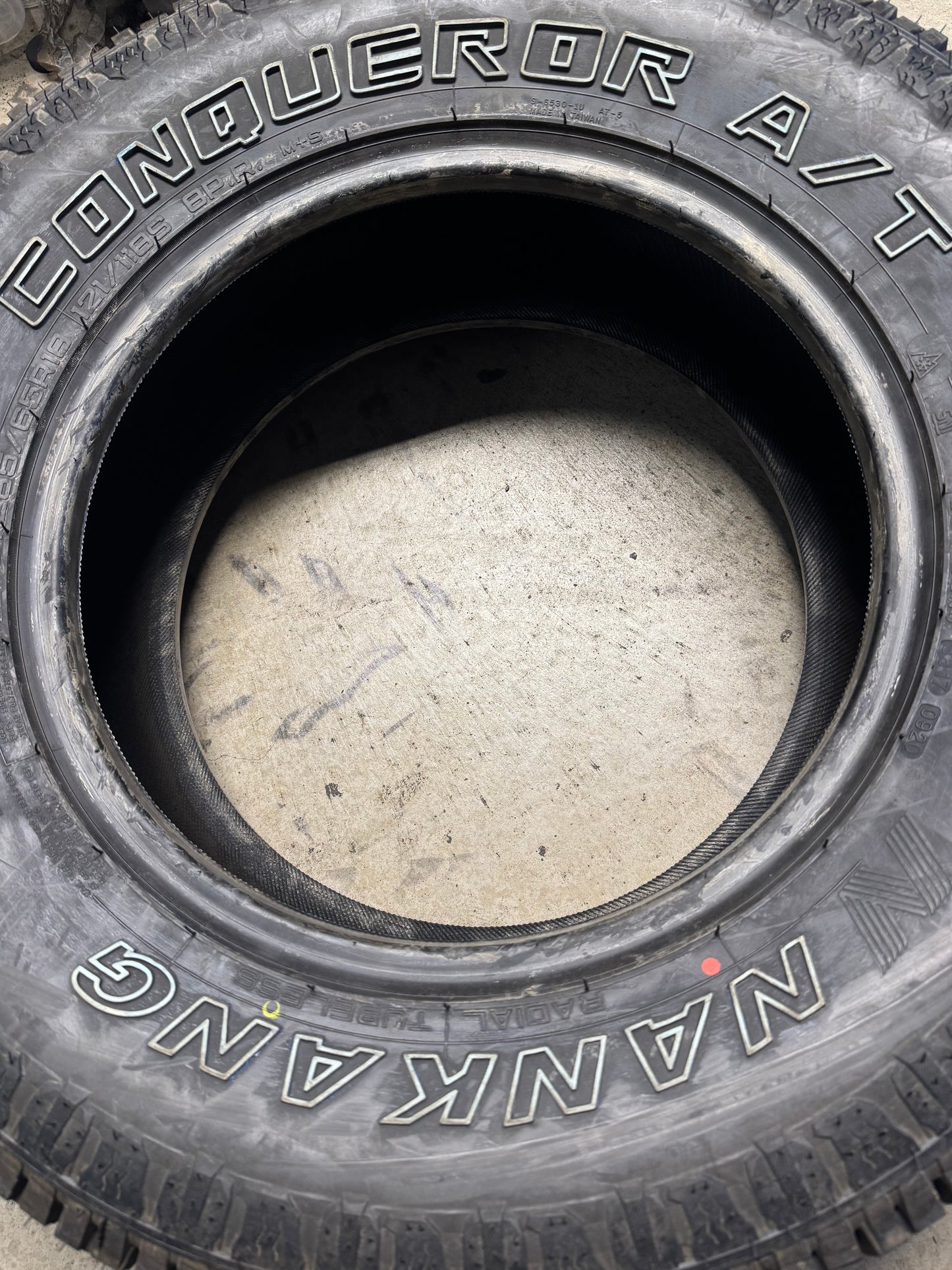 NOS NANKANG CONQUEROR A/T OWL LT 285 65 18 121/118S 8PLY ALL TERRAIN TIRE 22799001