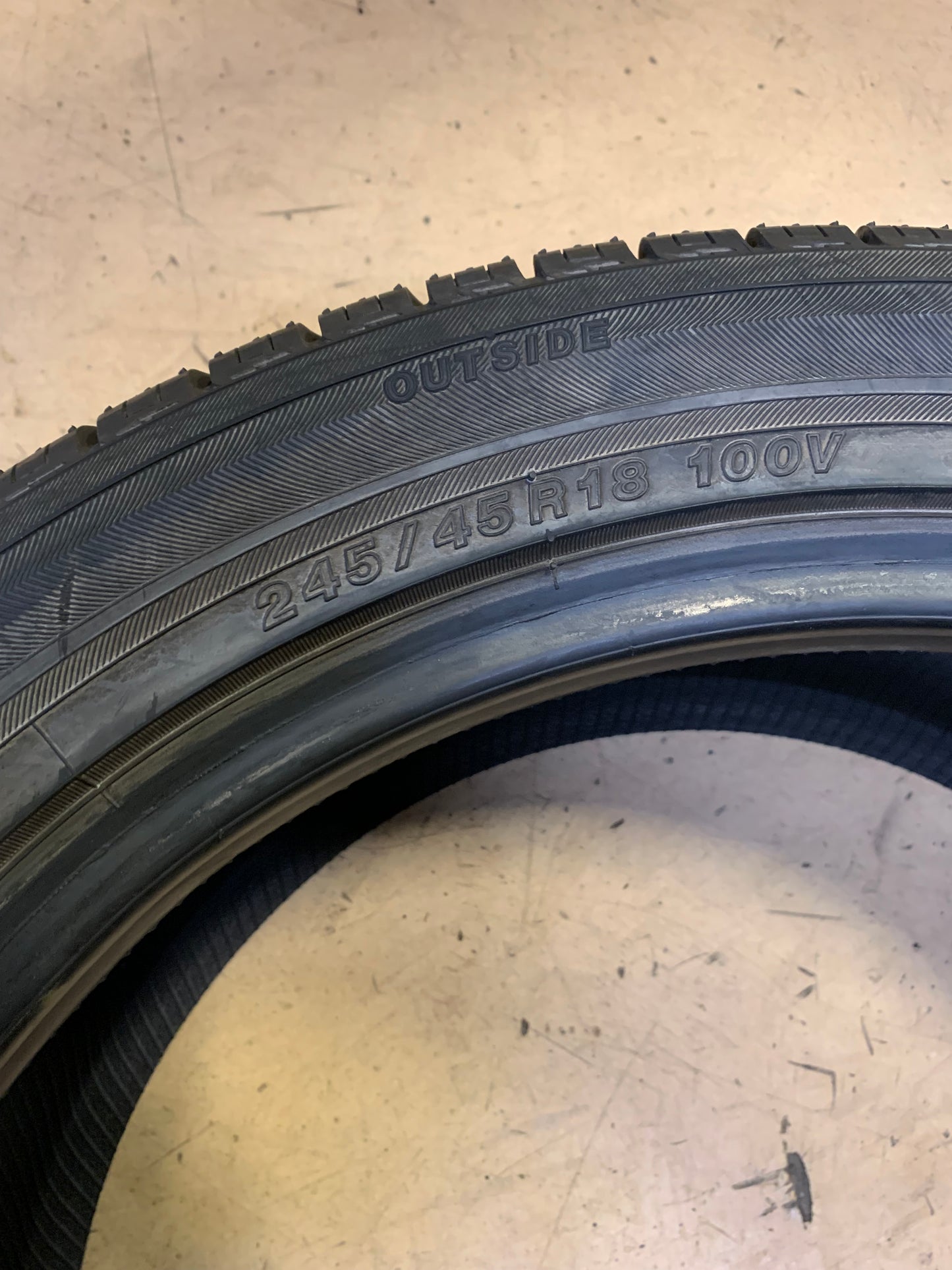 DTO YOKOHAMA YK740 GTX BSW P 245 45 18 100V ALL SEASON TIRE 74039