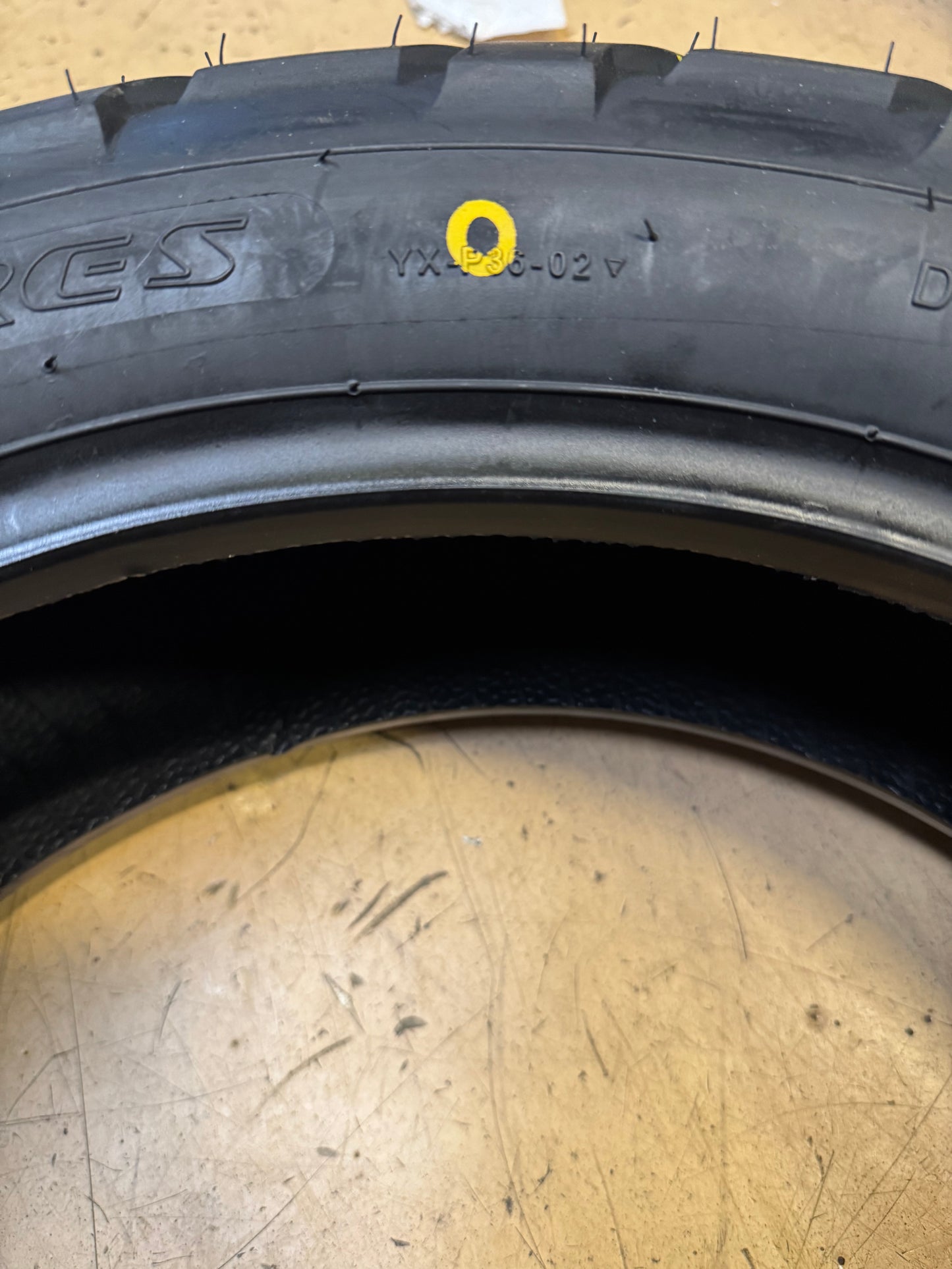 MMG P36 BSW 140 90 15 70P 4PLY REAR MOTORCYCLE TIRE MGT1409015P36