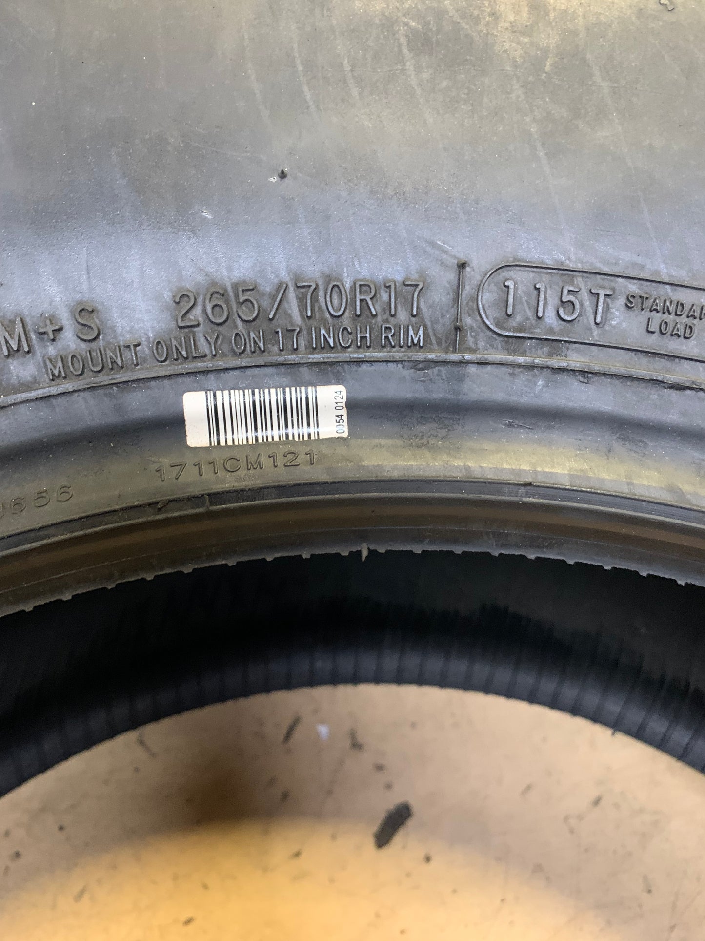 STARFIRE SOLARUS AP BSW P 265 70 17 115T ALL SEASON TIRE 165001002