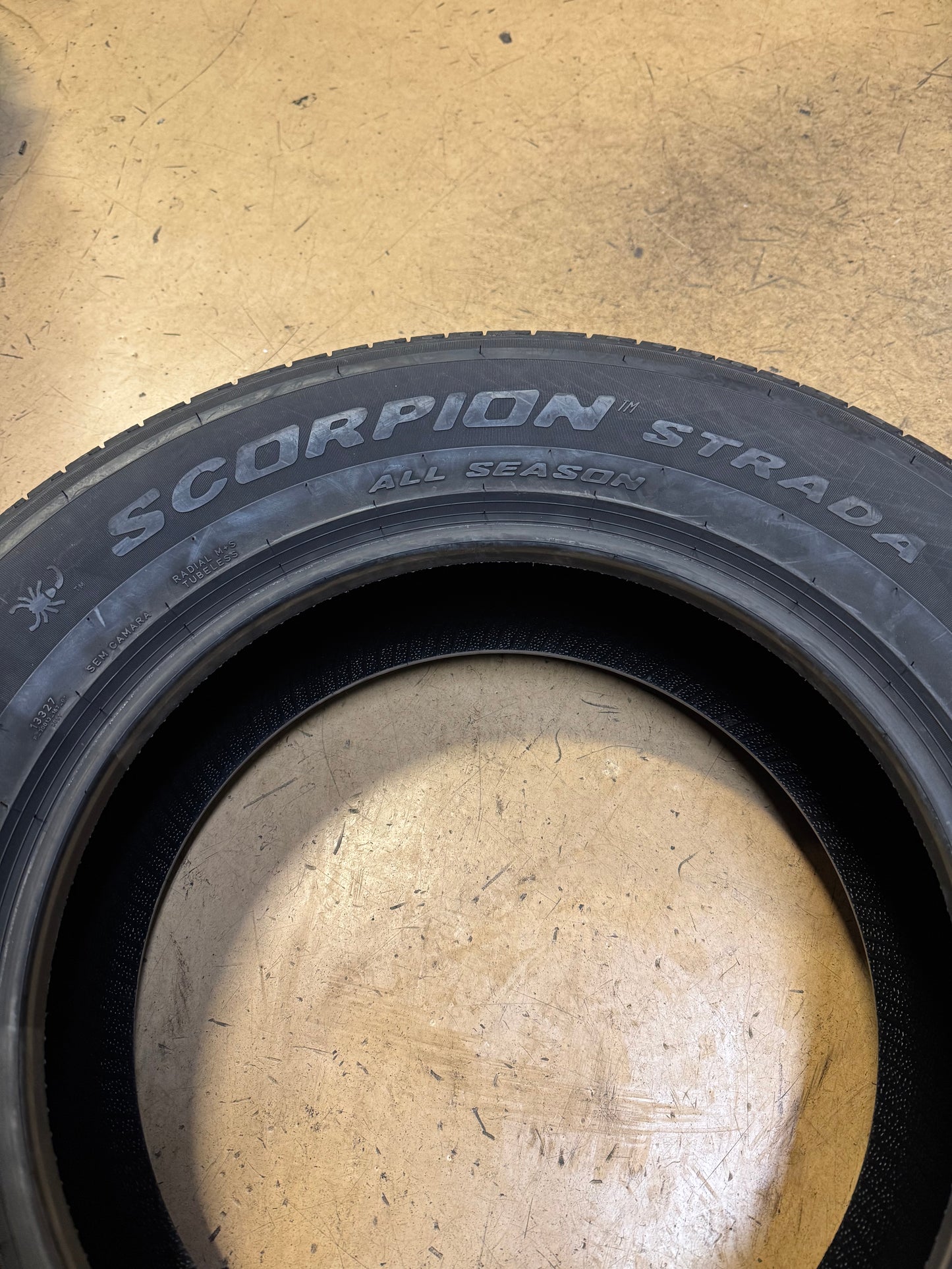 PIRELLI SCORPION STRADA ALL SEASON BSW P 235 65 17 104H TIRE 2797600