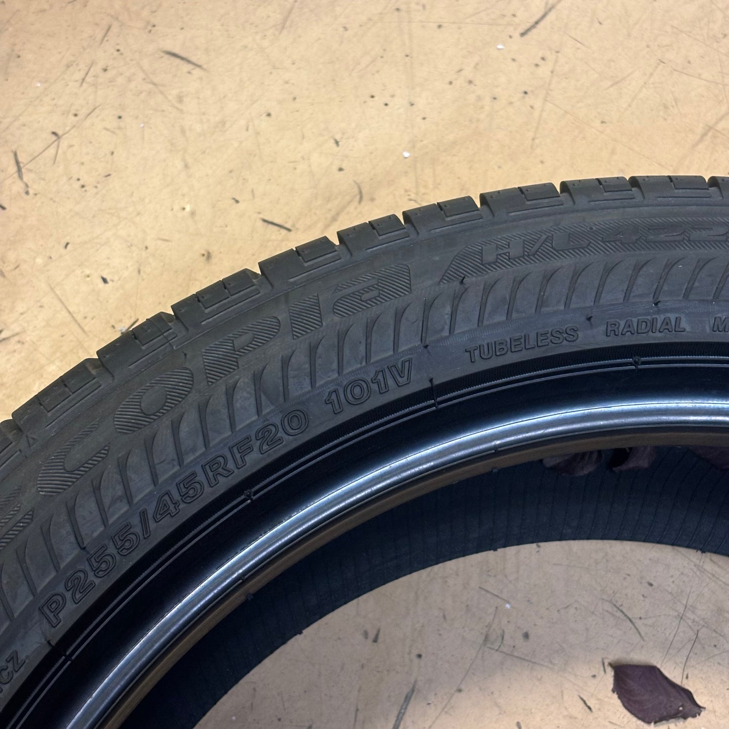 BRIDGESTONE ECOPIA H/L 422 PLUS RFT P 255 45 20 101V ALL SEASON TIRES 008815