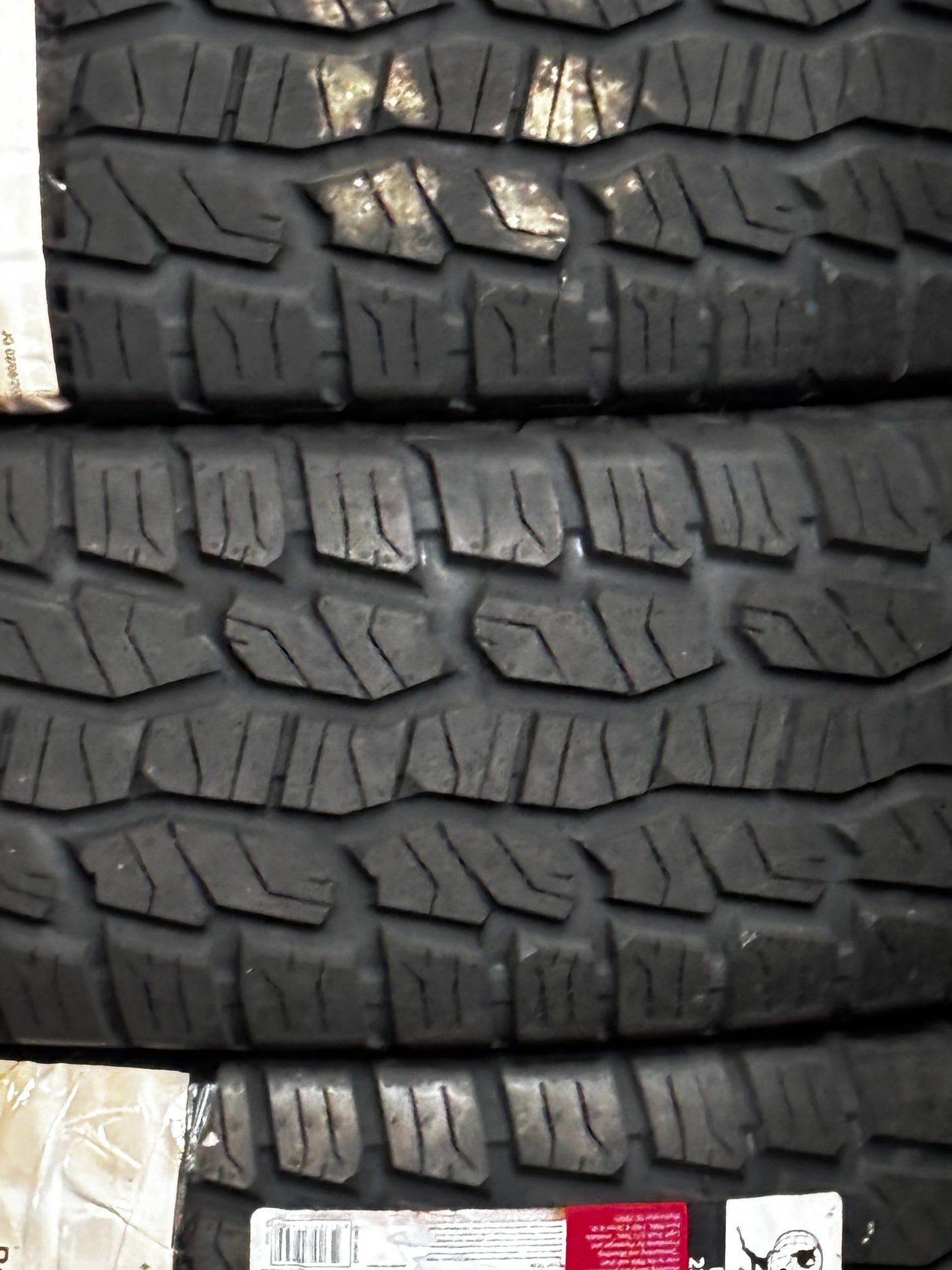 (TODO) 4 ATLAS PARALLER A/T OWL P 235 70 16 106T SL TIRES 221021131