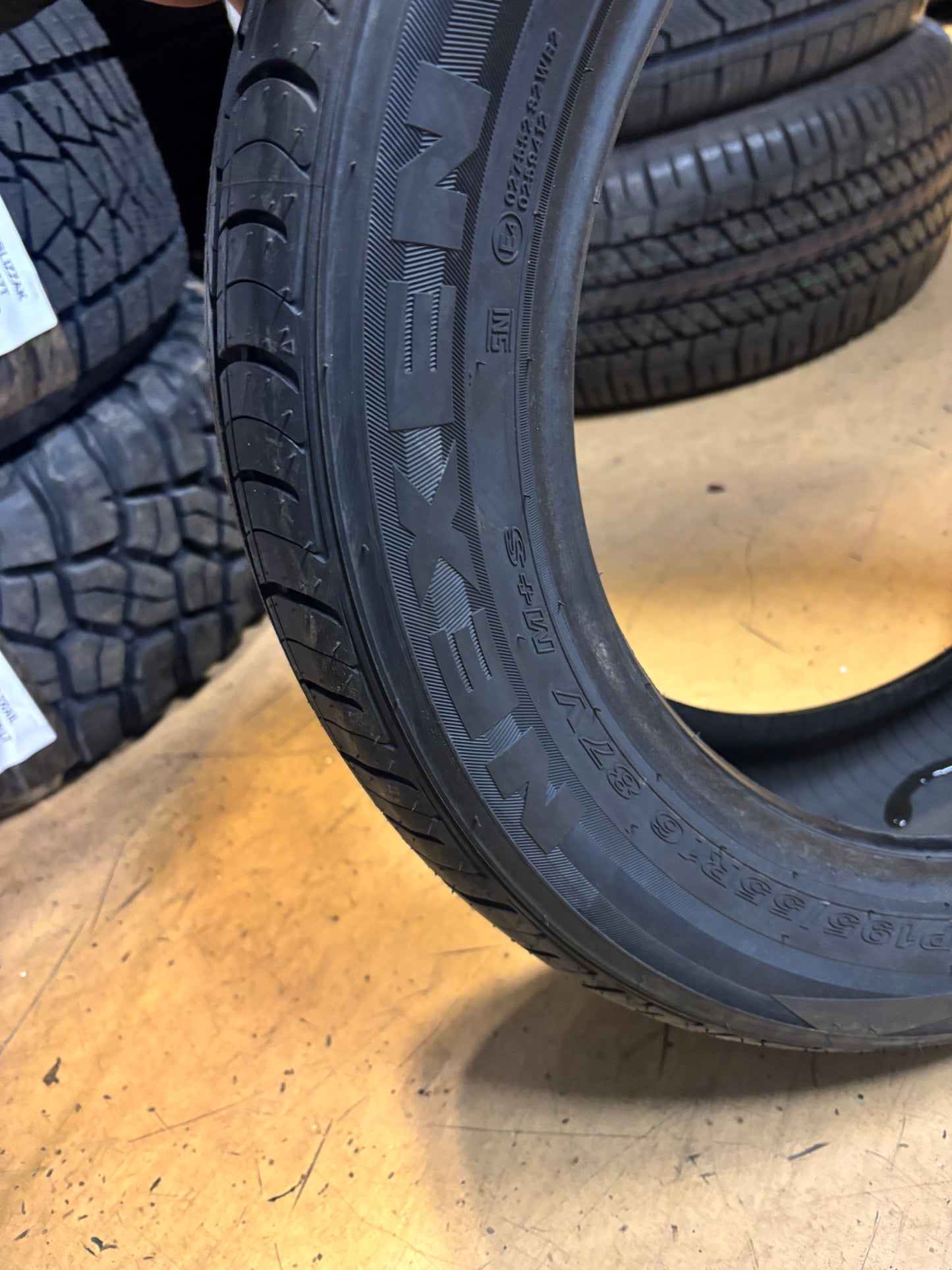 NEXEN CP672 BSW P 195 55 16 87V SL ALL SEASON TIRE 11403NXK