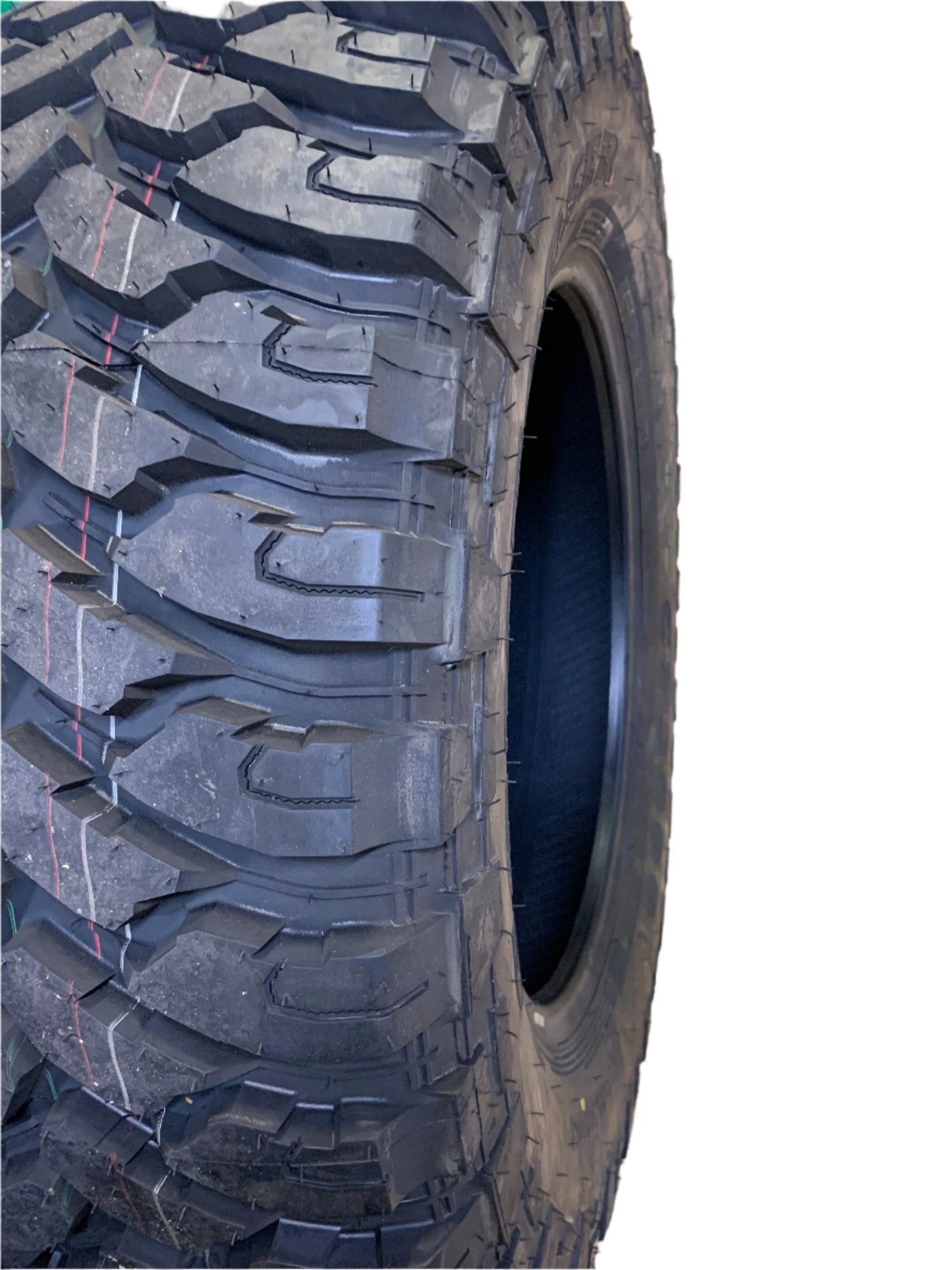COMFORSER CF3000 BSW LT 37 13.5 20 127Q 10PLY MUD TERRAIN TIRE CF235