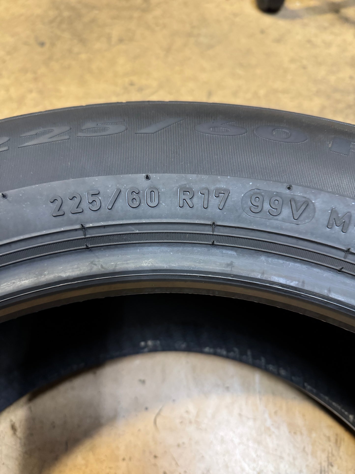 NOS PIRELLI CINTURATO P7 ALL SEASON PLUS BSW P 225 60 17 99V TIRE 2050500