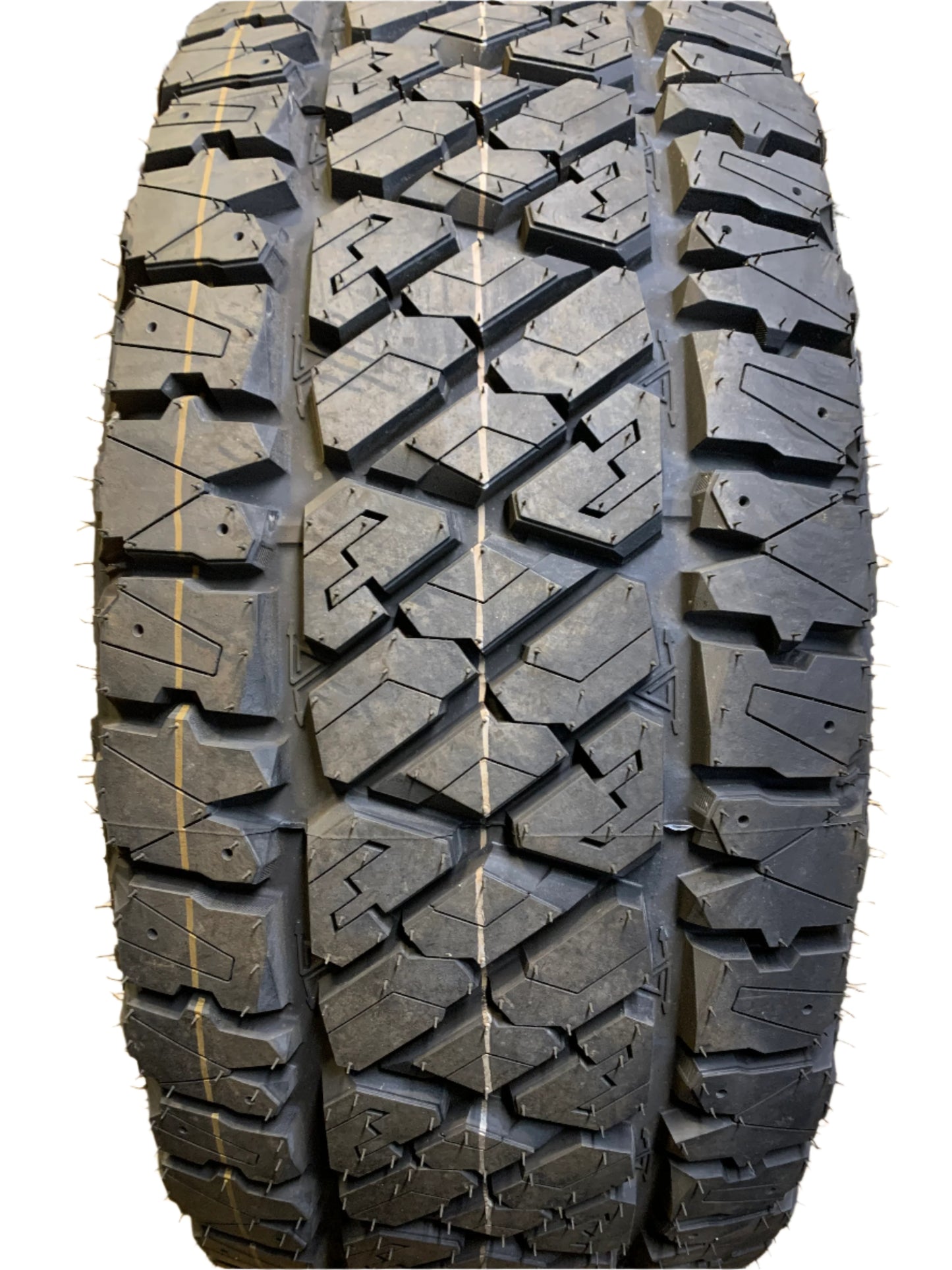 THUNDERER RANGER A/TR BSW LT 33 12.5 20 114S 10 PLY ALL TERRAIN TIRE TH1115