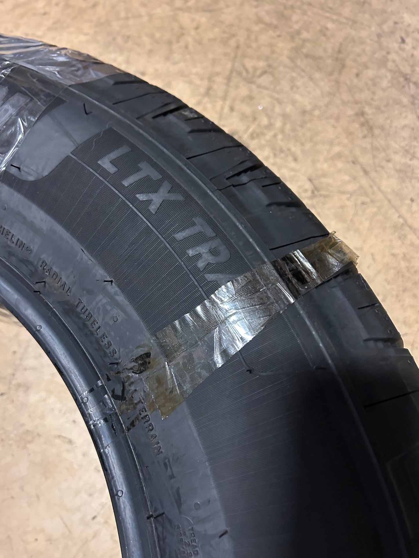 2 MICHELIN LTX TRAIL BSW P 265 70 18 116S ALL SEASON TIRE 55288