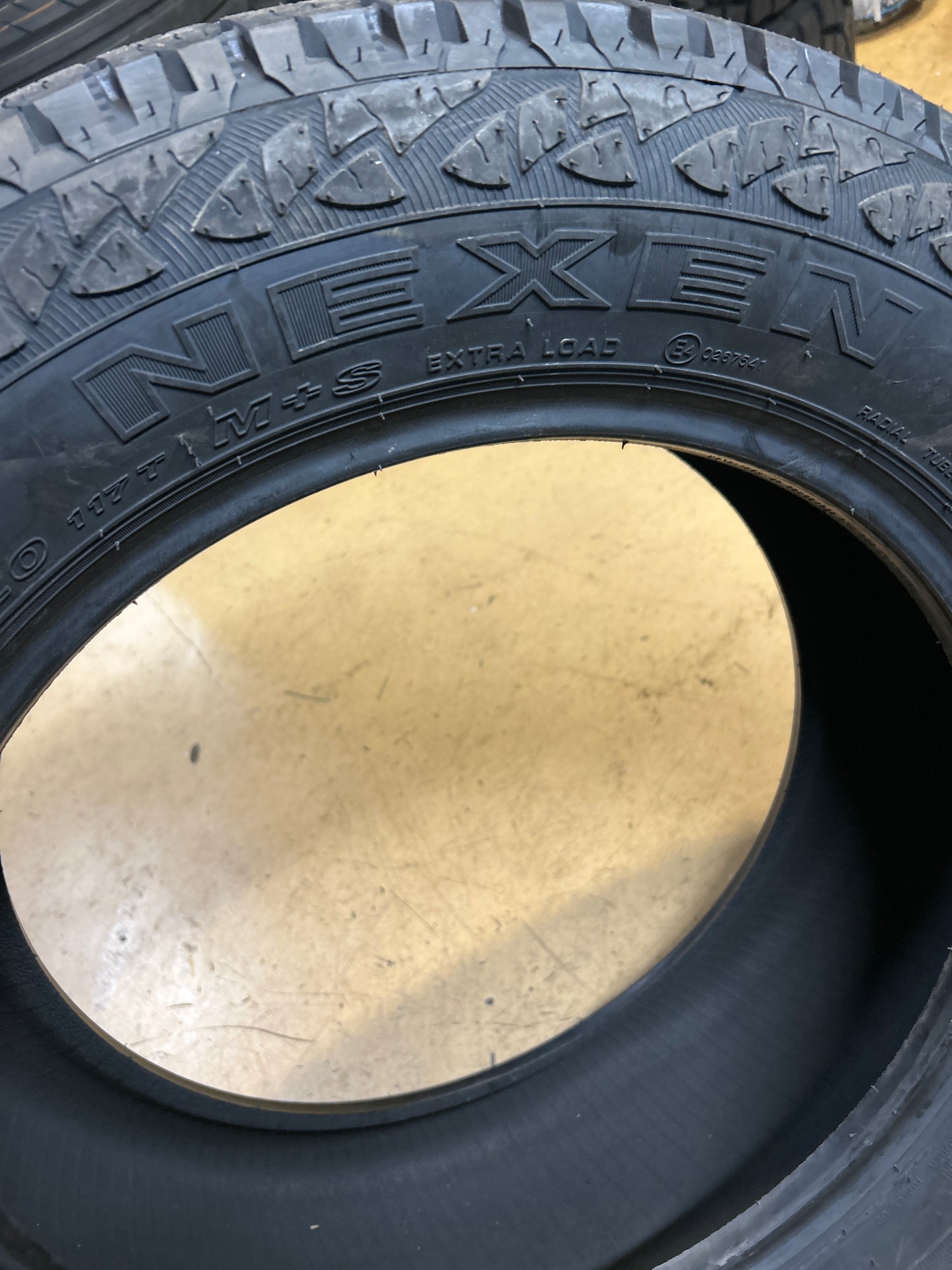 NEXEN ROADIAN AT PRO RA8 BSW P 275 55 20 117T XL ALL TERRAIN TIRE 12783NXK
