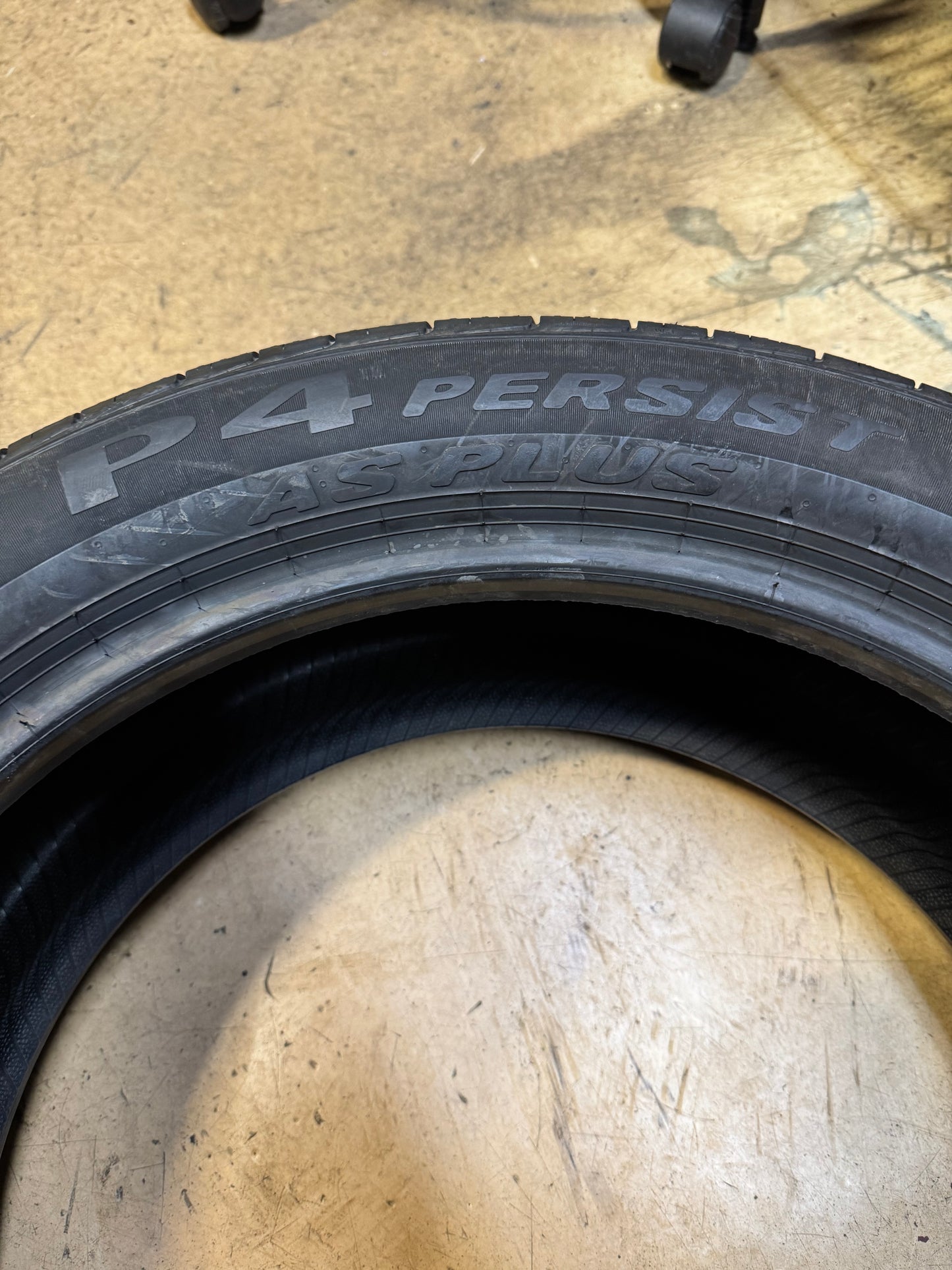 PIRELLI P4 PERSIST AS PLUS BSW P 225 50 18 95H ALL SEASON TIRE 4077700