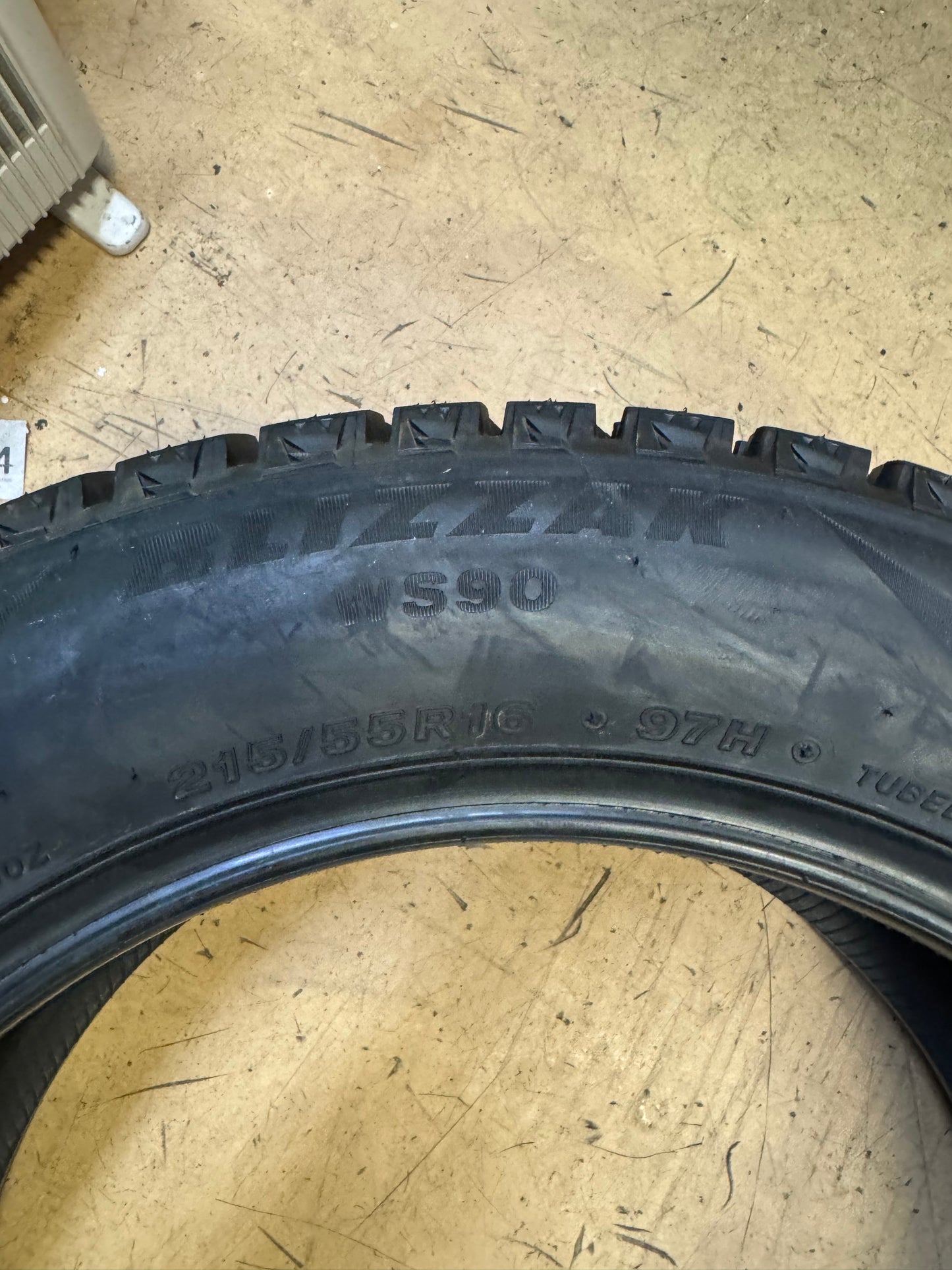 BRIDGESTONE BLIZZAK WS90 BSW P 215 55 16 97H XL WINTER TIRE 001118