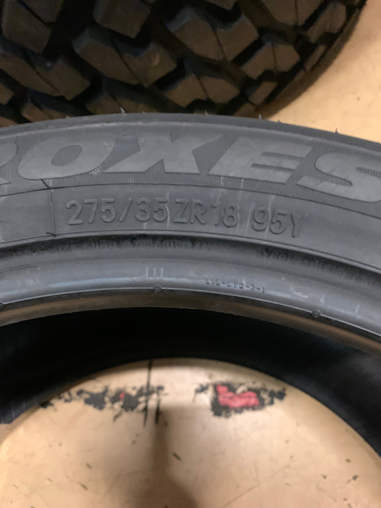 TOYO PROXES R888R BSW P 275 35 18 95Y TRACK/COMPETITION TIRE 104260