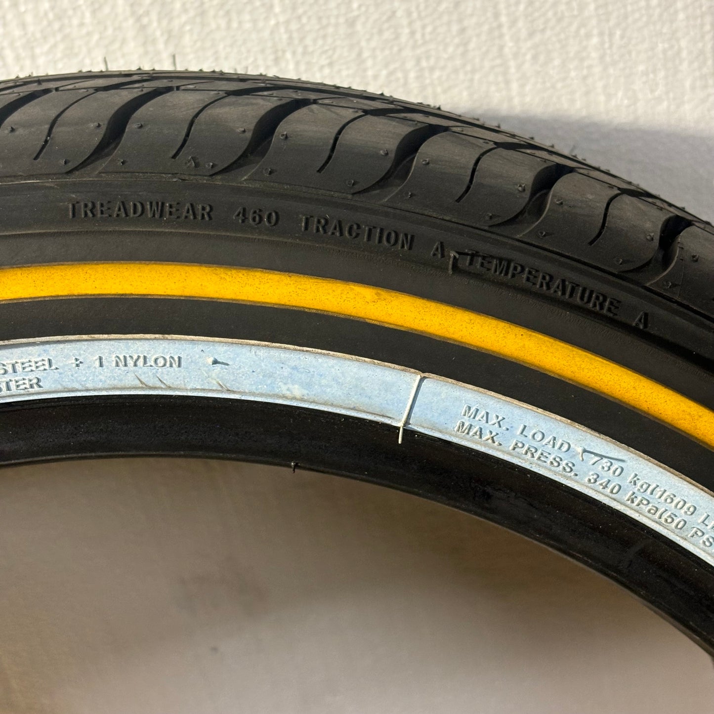 VOGUE CUSTOM BUILT RADIAL WHITE/GOLD P 245 40 18 97V XL PERFORMANCE A/S TIRE 03206590