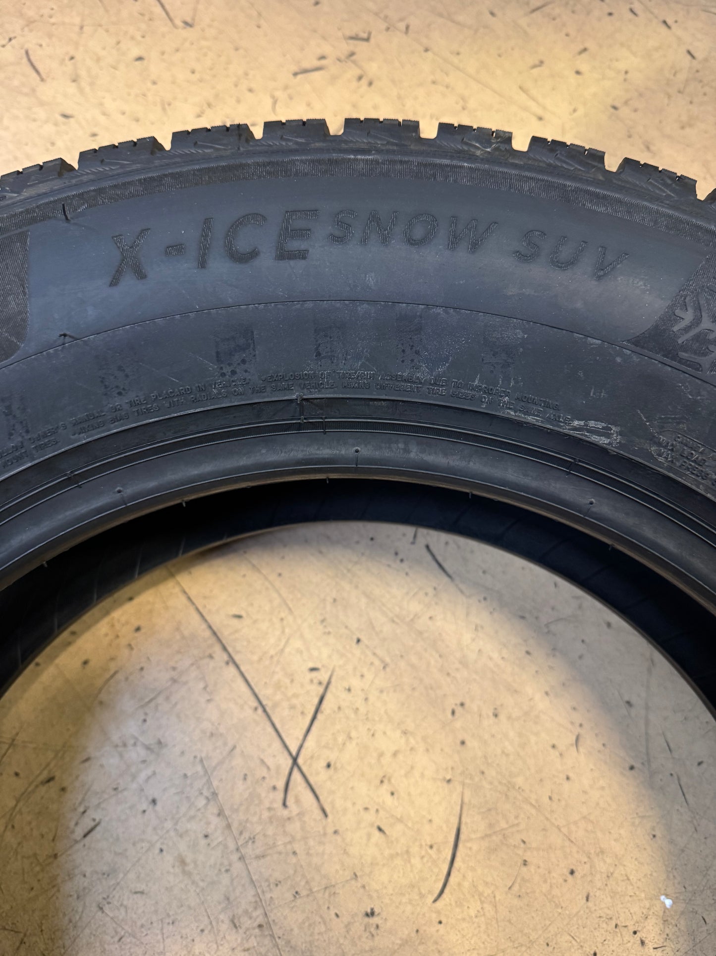 MICHELIN X-ICE SNOW BSW P 245 60 18 105T WINTER TIRE 52090