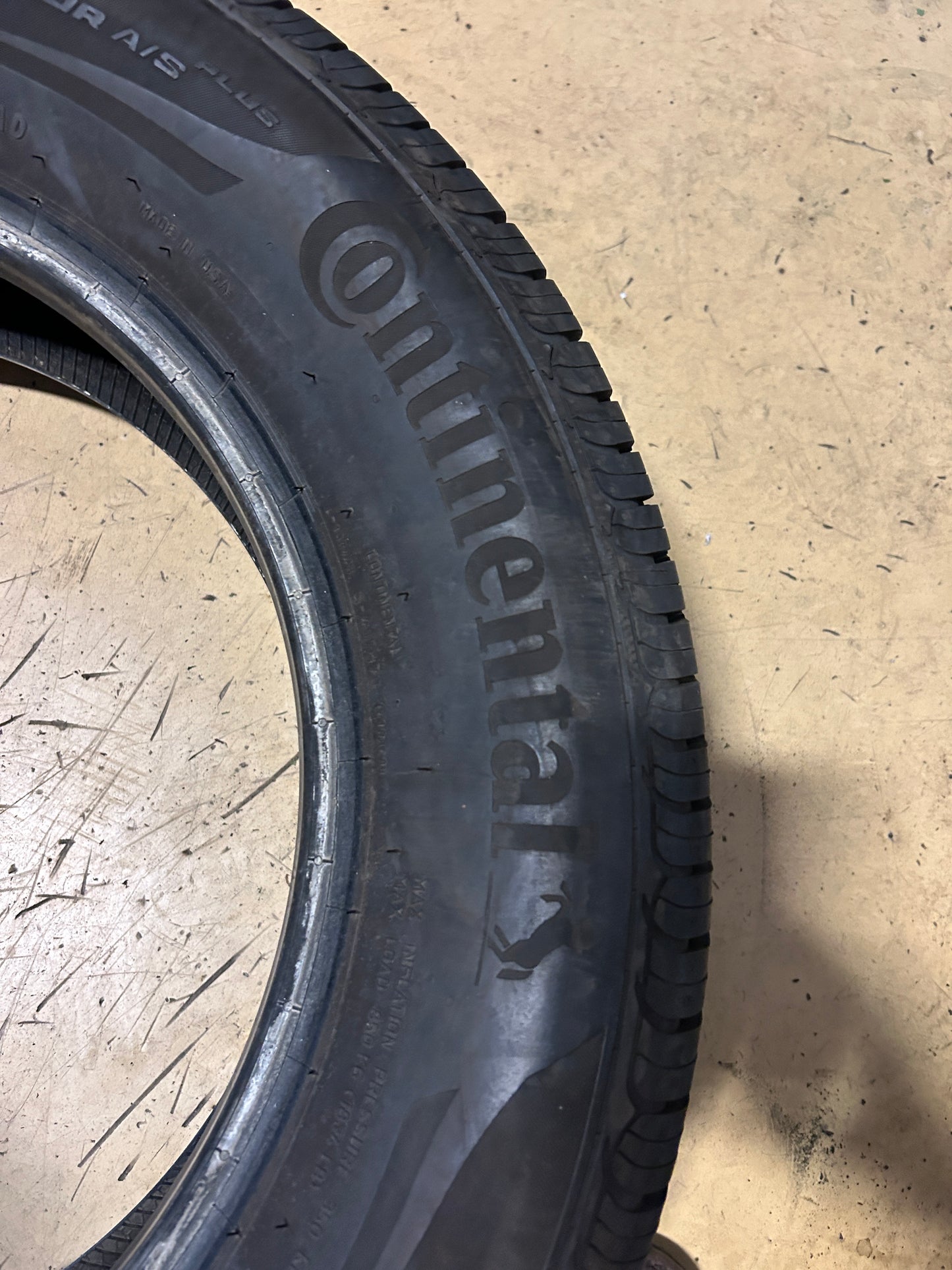 USED 11/32" CONTINENTAL CONTROL CONTACT TOUR A/S + P 225 65 17 102H 15502280000