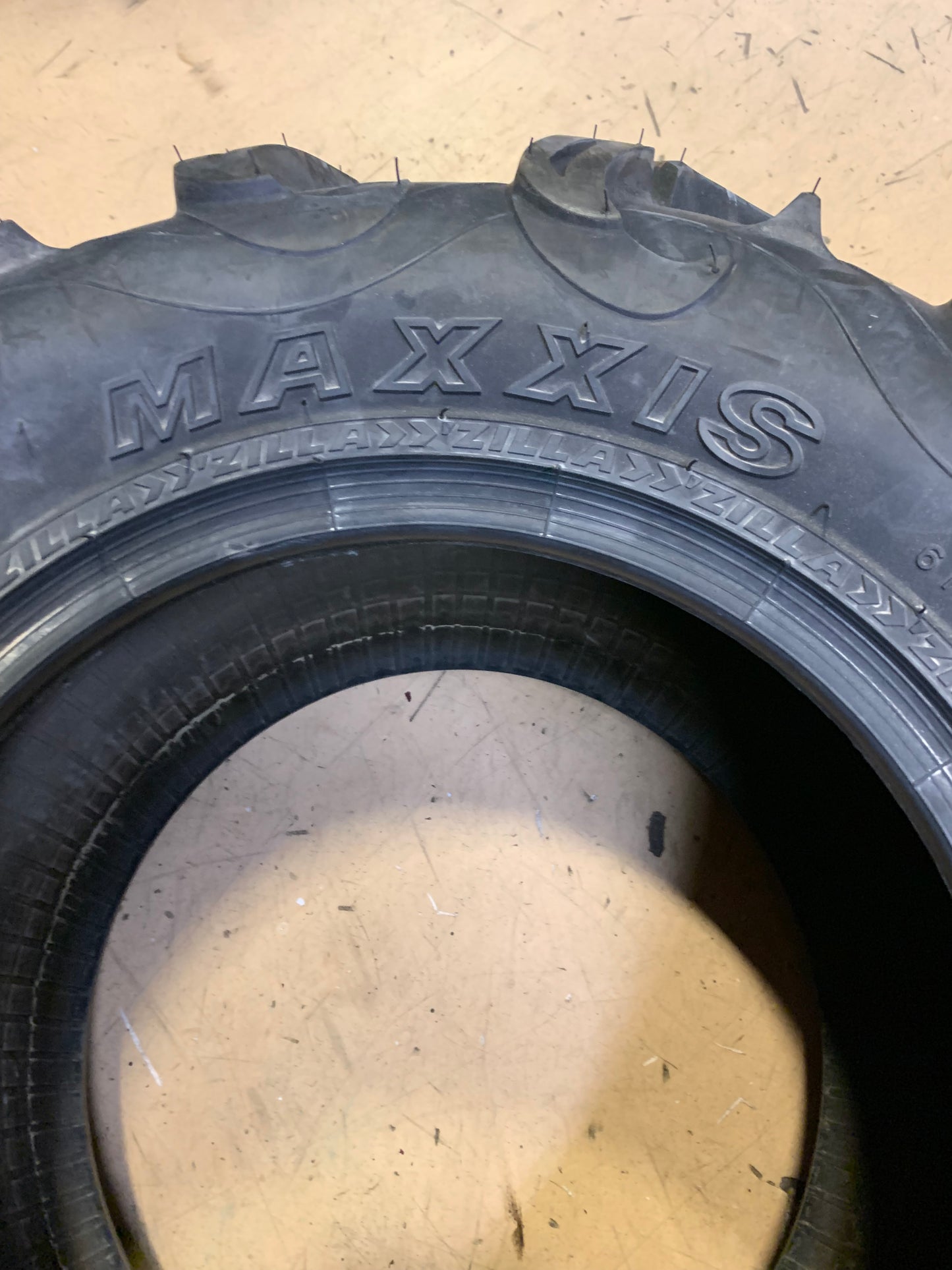 NOS MAXXIS ZILLA BSW AT 26 9 12 6PLY ATV/UTV TIRE TM00452100