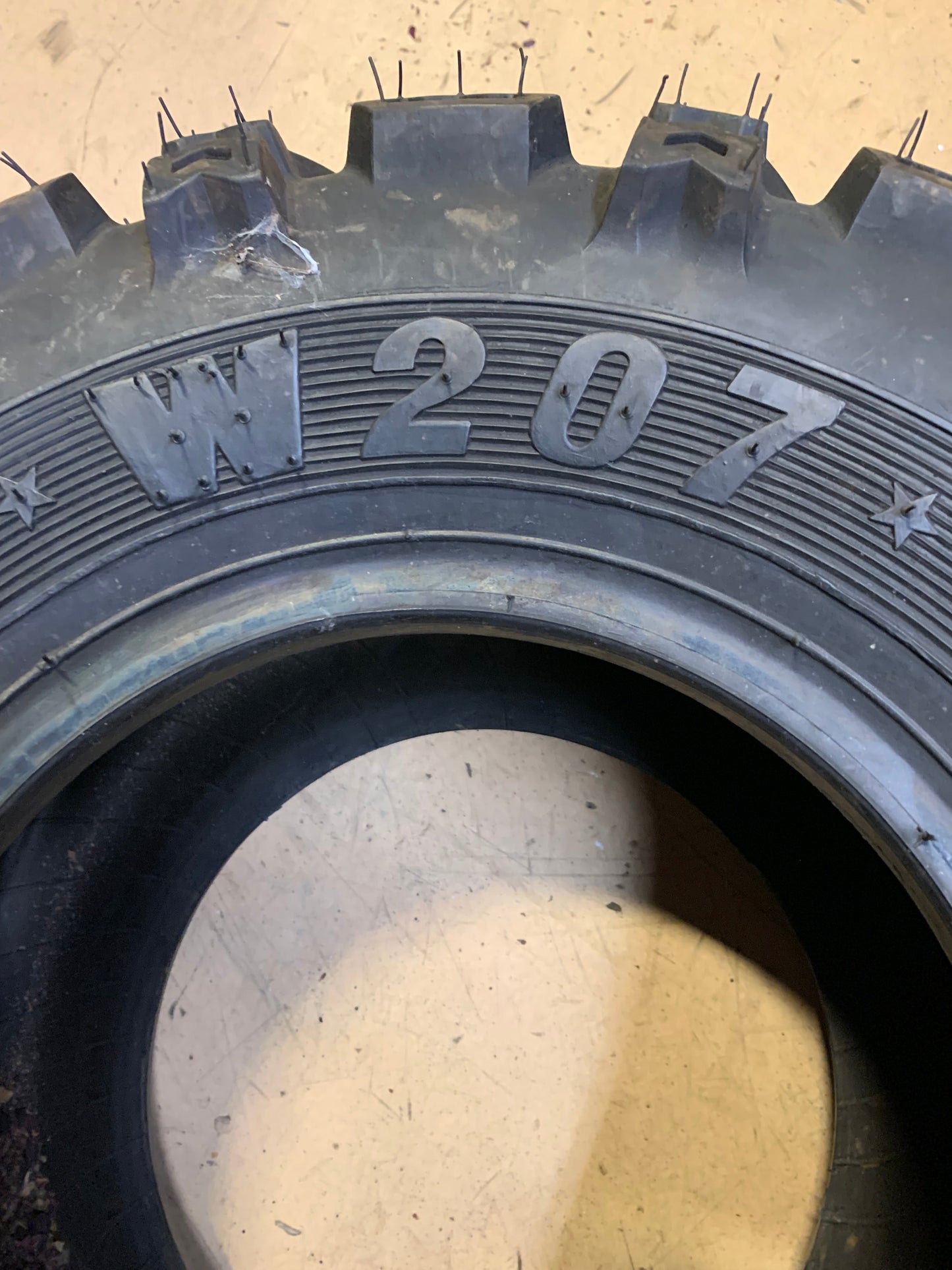 BKT W207 BSW AT 24 10 11 6PLY ATV/UTV TIRE B94001538