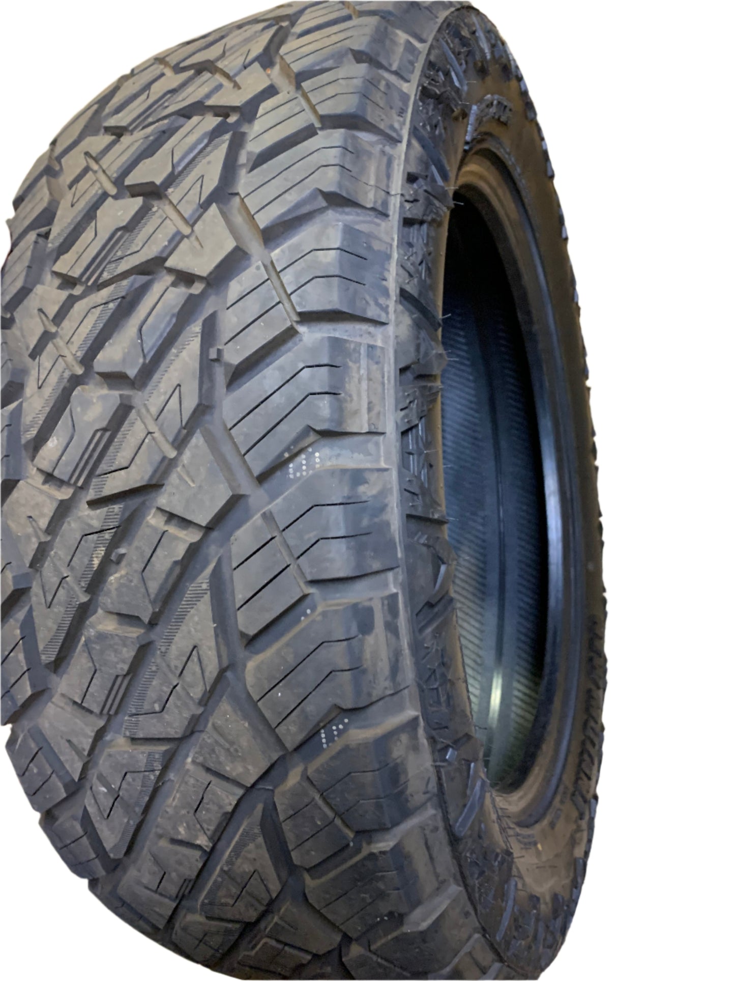 PREDATOR NEW MUTANT X-AT BSW P 275 55 20 117T XL ALL TERRAIN TIRE PRXAT17