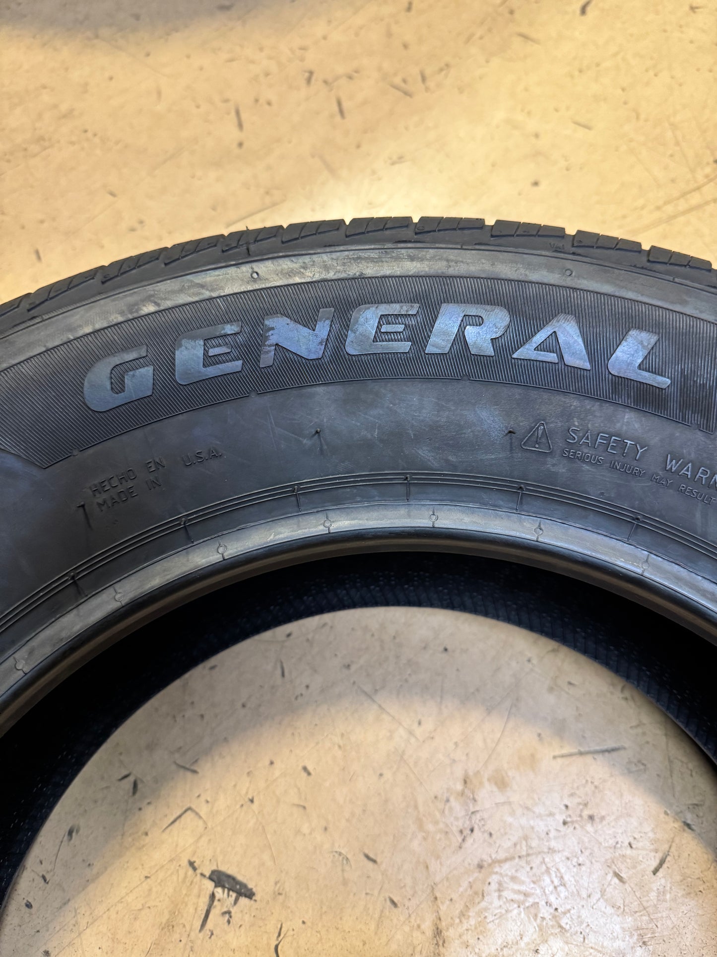 GENERAL ALTIMAX RT43 BSW P 215 70 16 100H HIGHWAY TERRAIN TIRE 15495070000