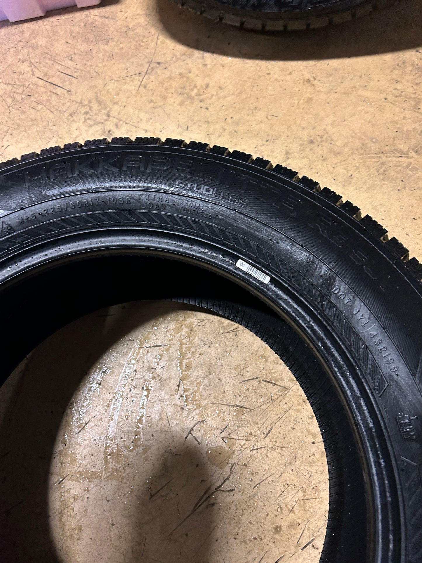 NOKIAN HAKKAPELIITTA R5 SUV BSW P 225 60 17 103R XL WINTER TIRE T432199