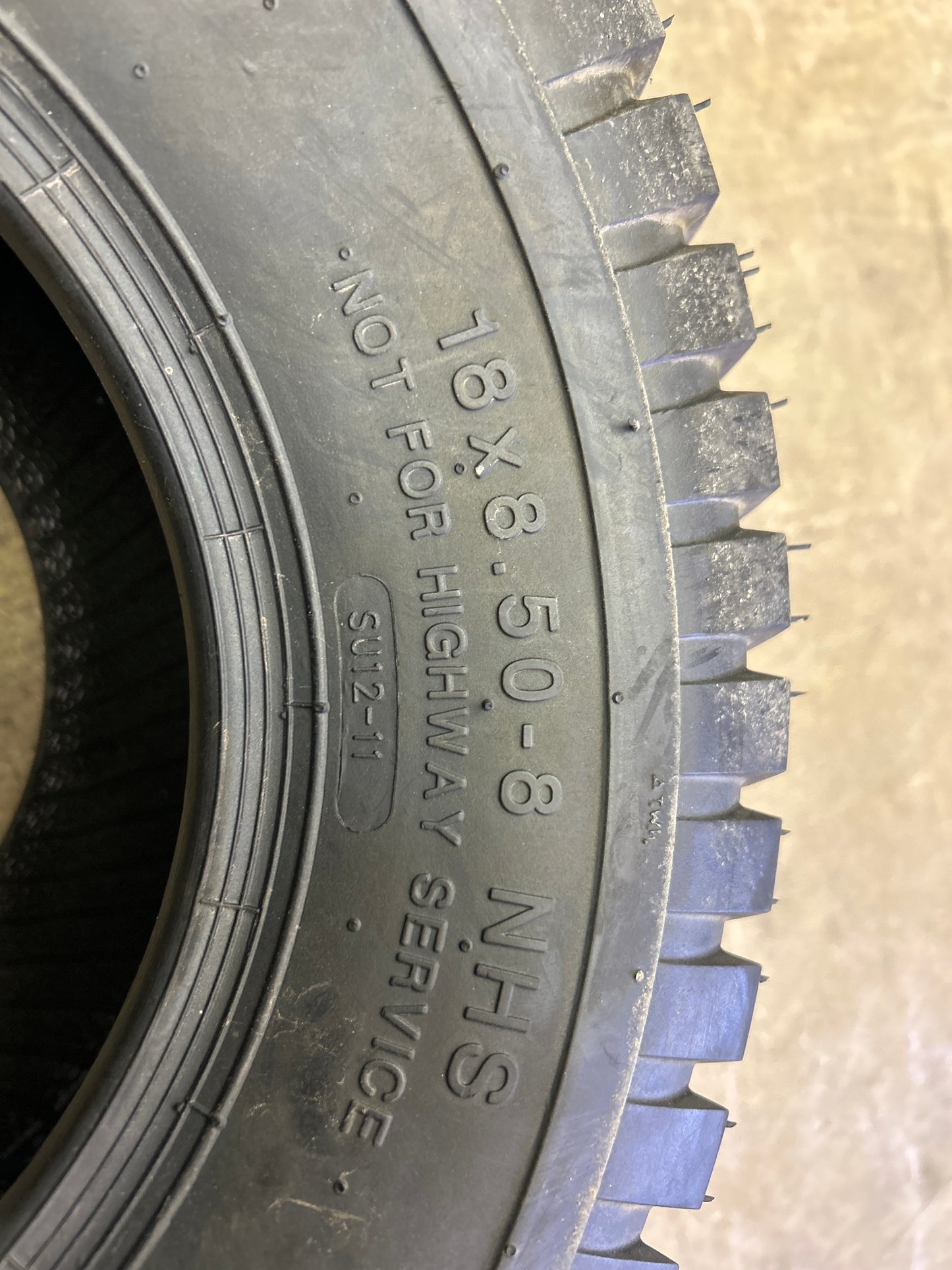 HI-RUN SU12 BSW 18 8.5 8 2PLY ATV/UTV TIRE HS18858
