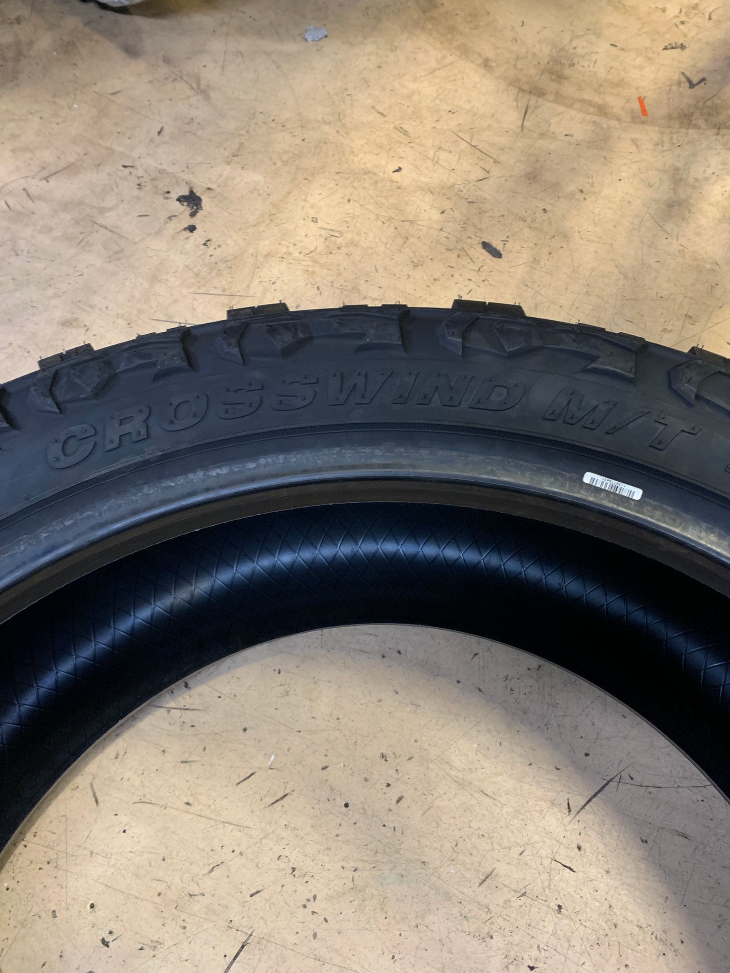 LINGLONG CROSSWIND M/T BSW LT 35 12.5 24 117Q 10PLY MUD TERRAIN TIRE 221022476