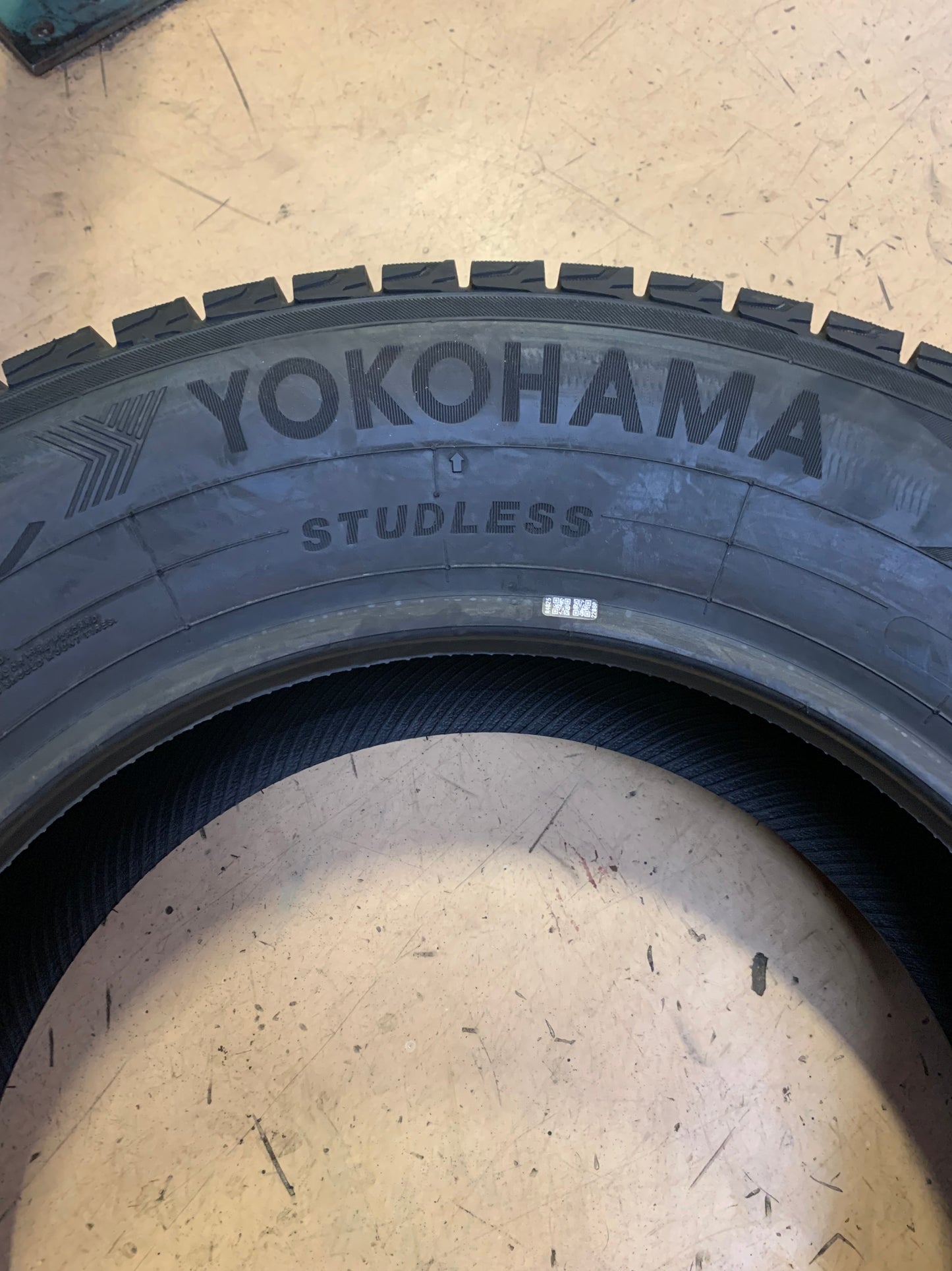 YOKOHAMA ICE GUARD GO75 BSW P 245 65 17 107T WINTER TIRE 110175108