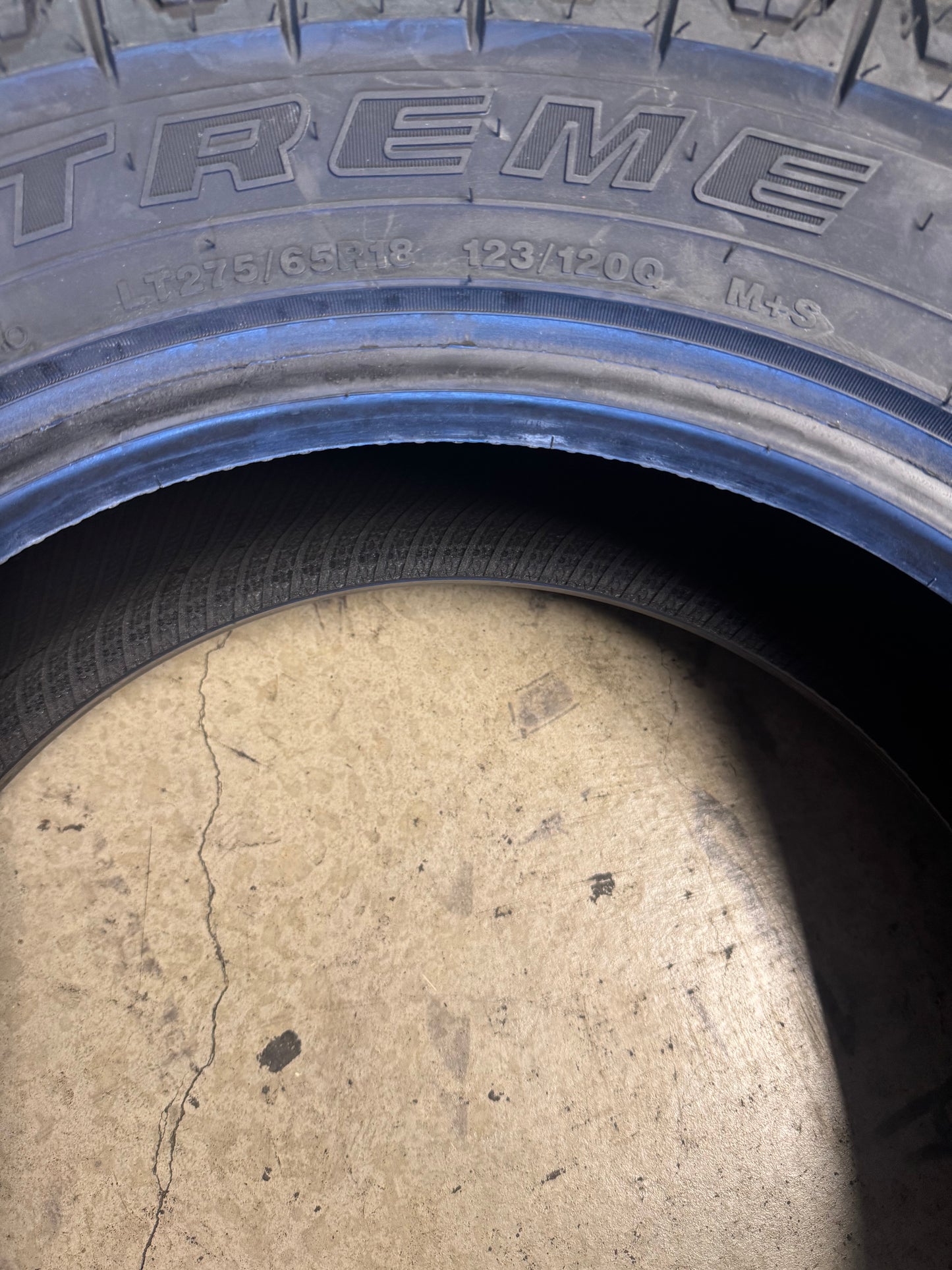 NOS MUD CLAW EXTREME MT BSW LT 275 65 18 123/120Q 10PLY MUD TERRAIN TIRE MCX40