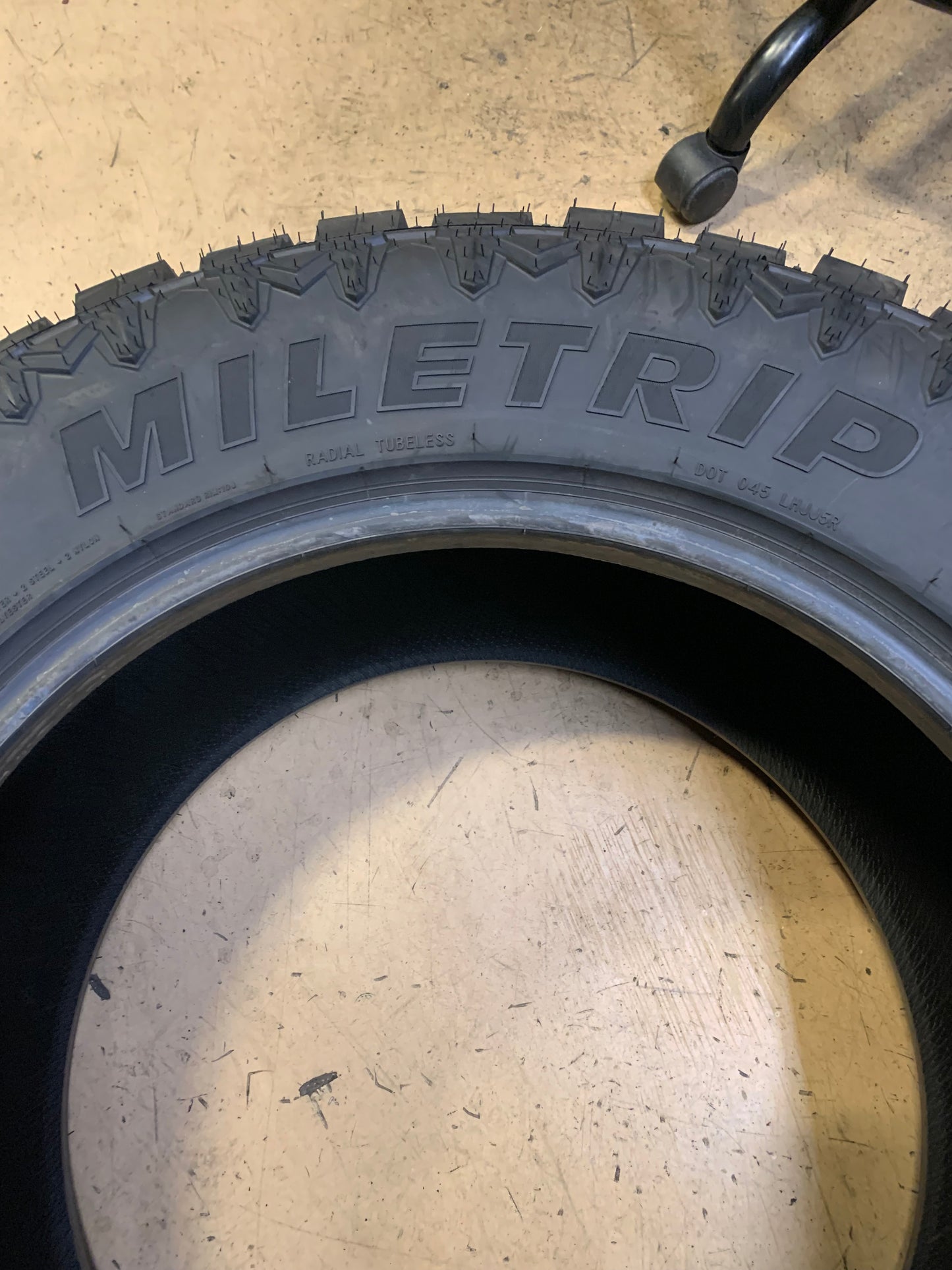 MILETRIP TP99 R/T BSW LT 35 12.5 20 125Q 12 PLY RUGGED TERRAIN TIRE NA1435569