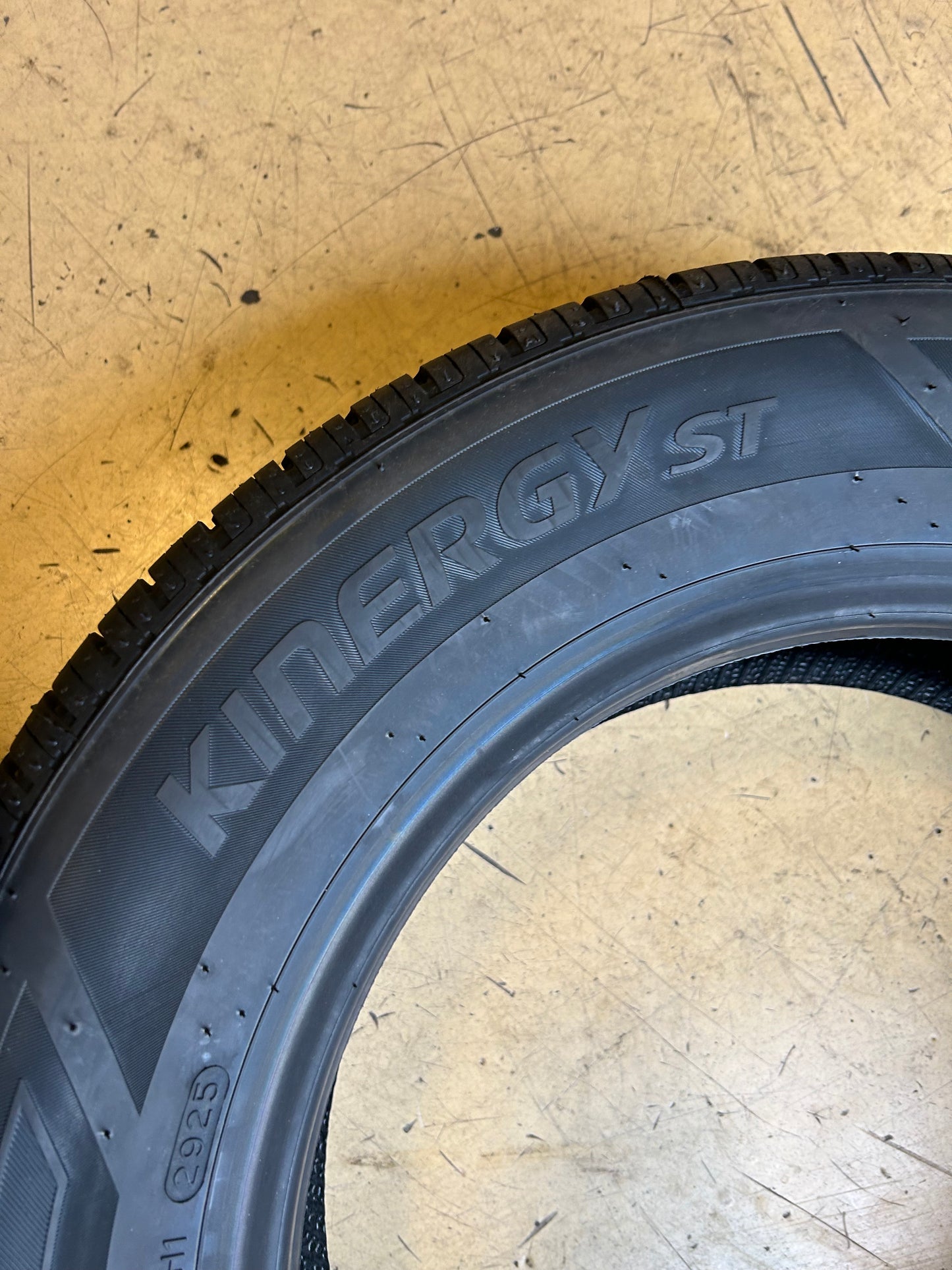 HANKOOK KINERGY ST BSW P 195 65 15 91T ALL SEASON TIRE 1021915