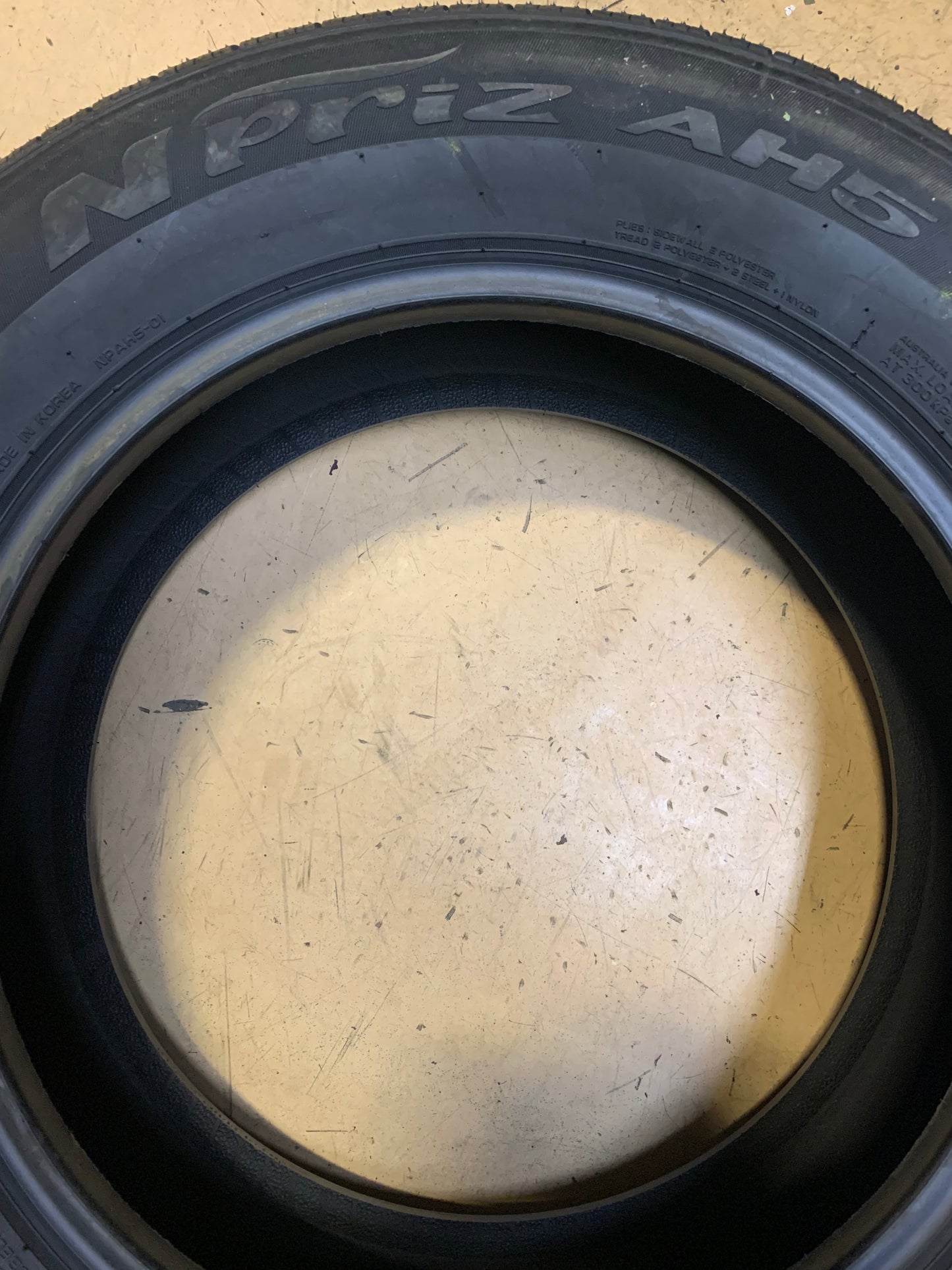 NEXEN NPRIZ AH5  BSW P 215 65 17 99T  ALL SEASON TIRE 15132NXK