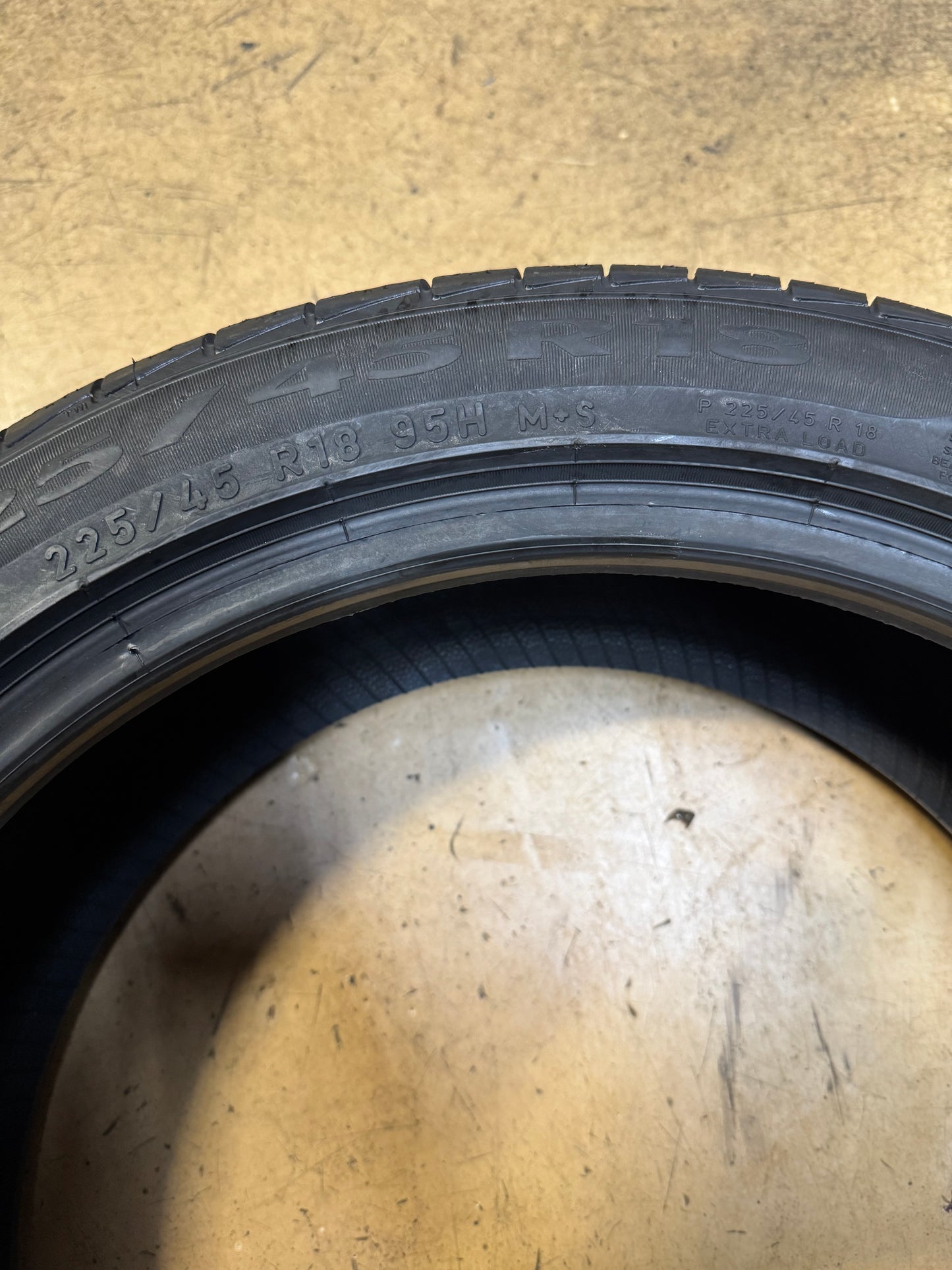2 PIRELLI CINTURATO P7 ALL SEASON (MOE) BSW RUN FLAT P 225 45 18 95H XL TIRE 2814000