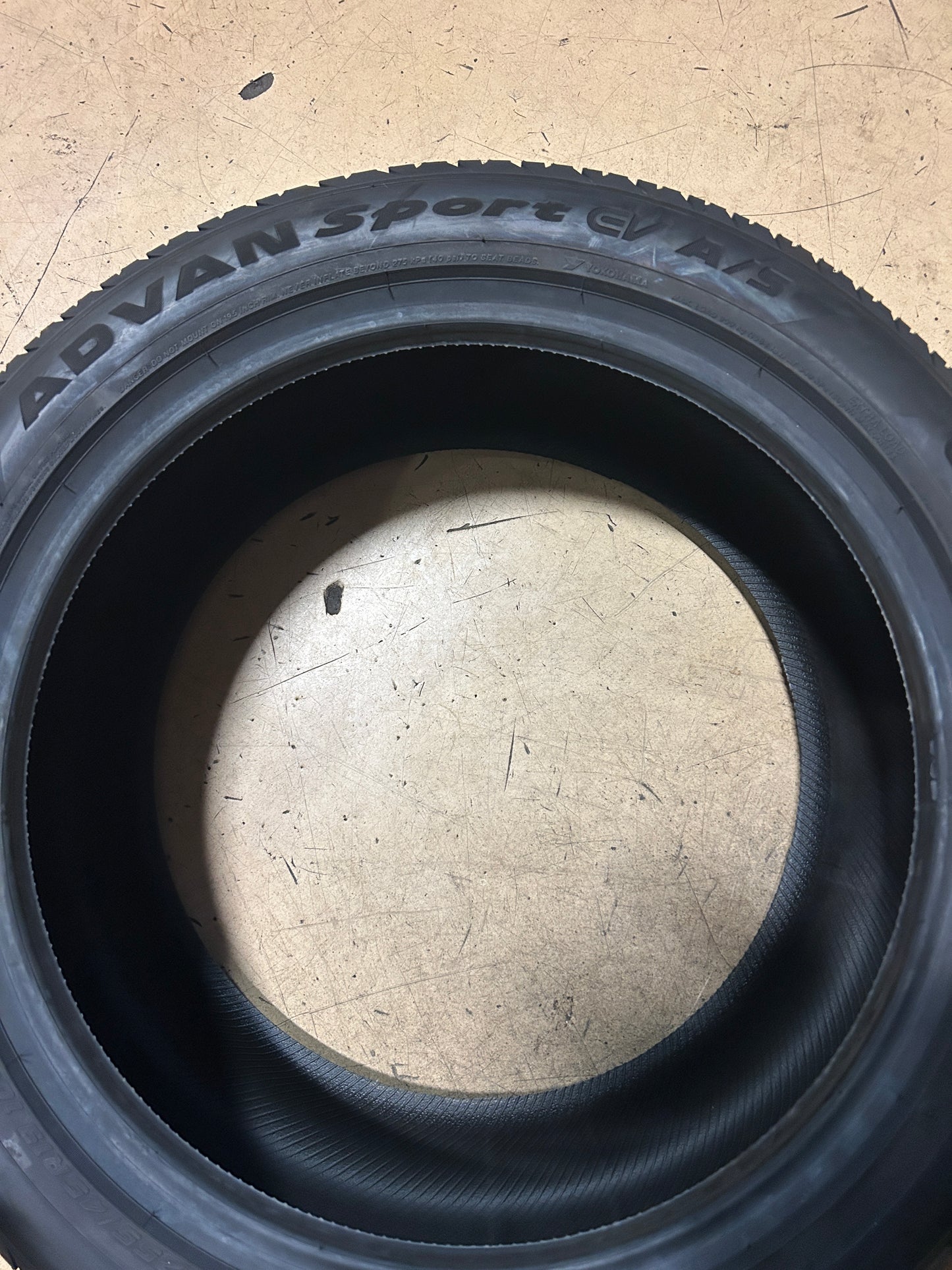 YOKOHAMA ADVAN SPORT EV A/S BSW P 255 45 19 104W XL UHP ALL SEASON TIRE 110140563